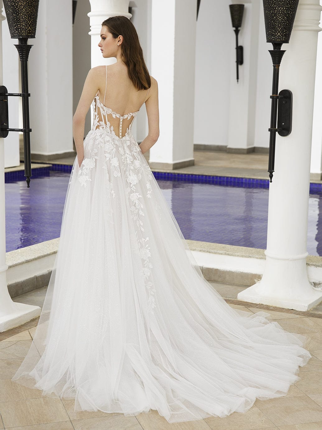 Blue by Enzoani Wedding Dress Blue by Enzoani: Reiko