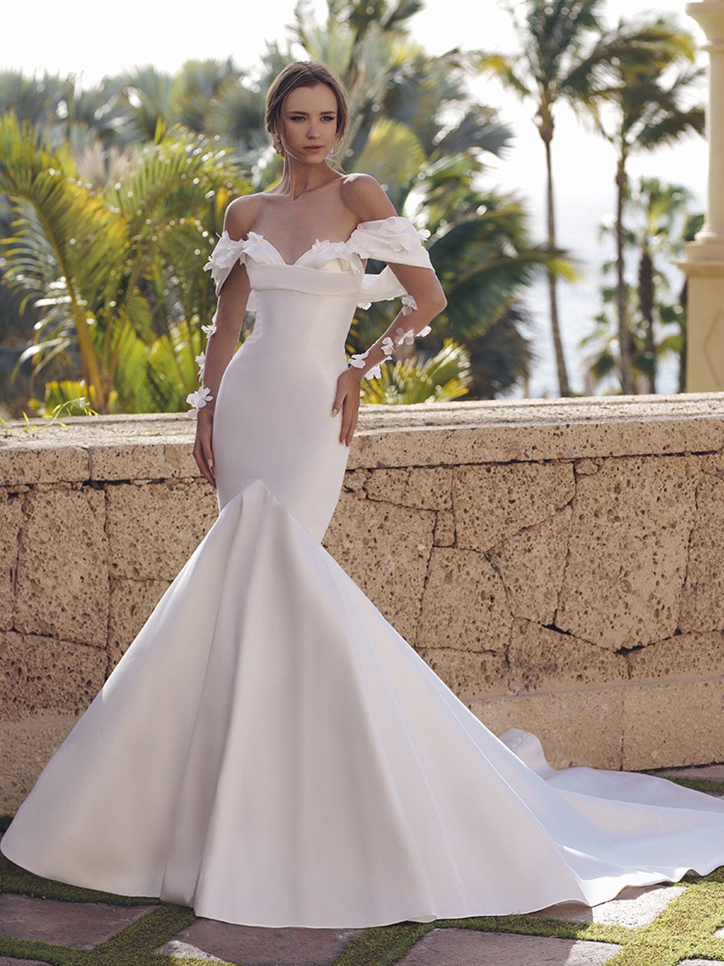 Blue by Enzoani Wedding Dress 0 / Ivory/Nude / Mikado Blue by Enzoani: Sally