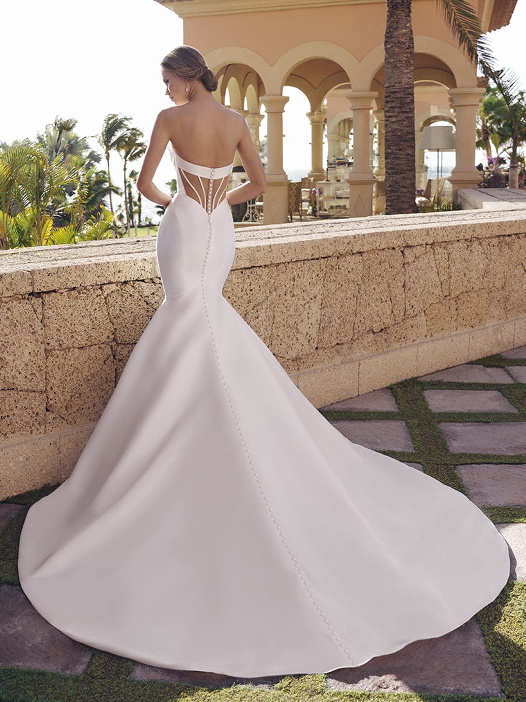 Blue by Enzoani Wedding Dress Blue by Enzoani: Sally