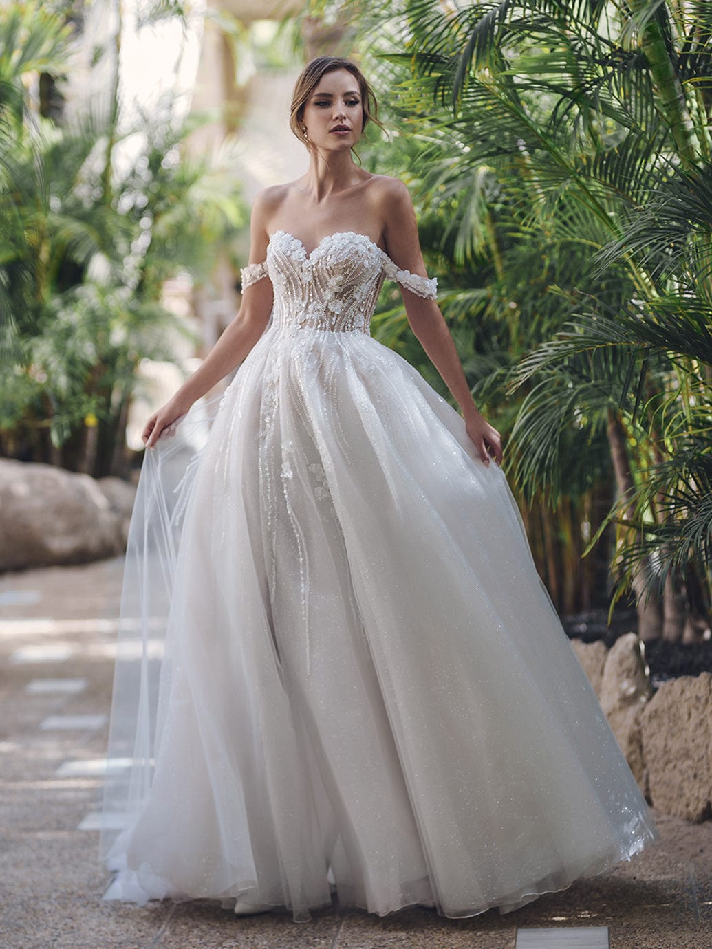 Blue by Enzoani Wedding Dress Blue by Enzoani: Sequoia