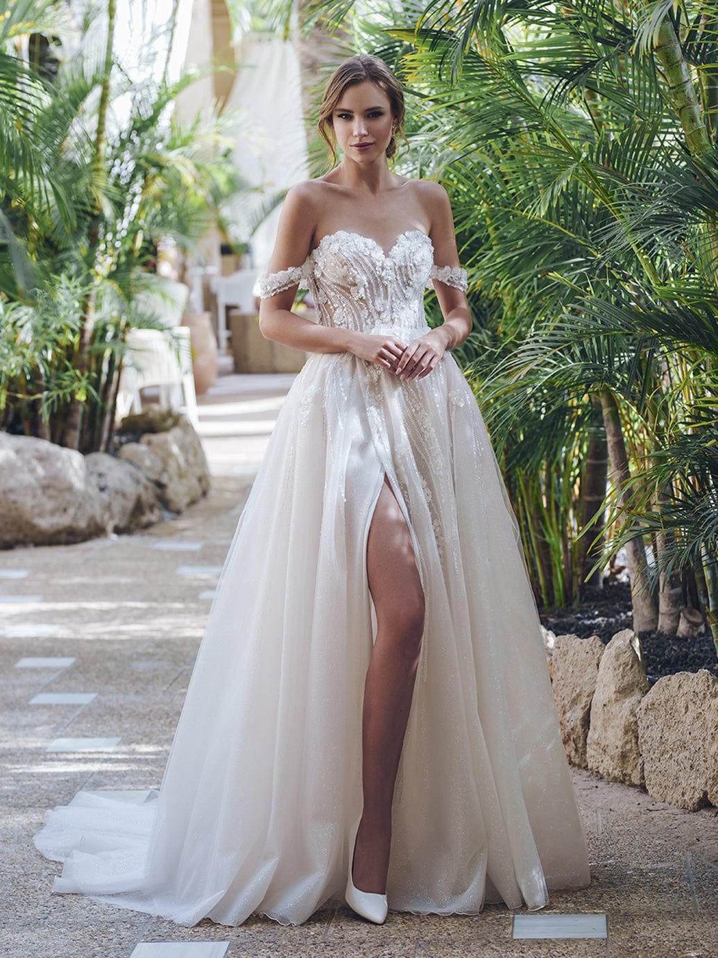 Blue by Enzoani Wedding Dress Blue by Enzoani: Sequoia