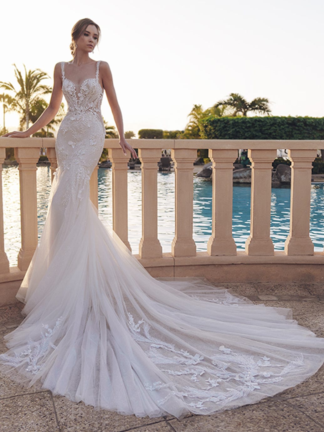 Blue by Enzoani Wedding Dress Blue by Enzoani: Sidney