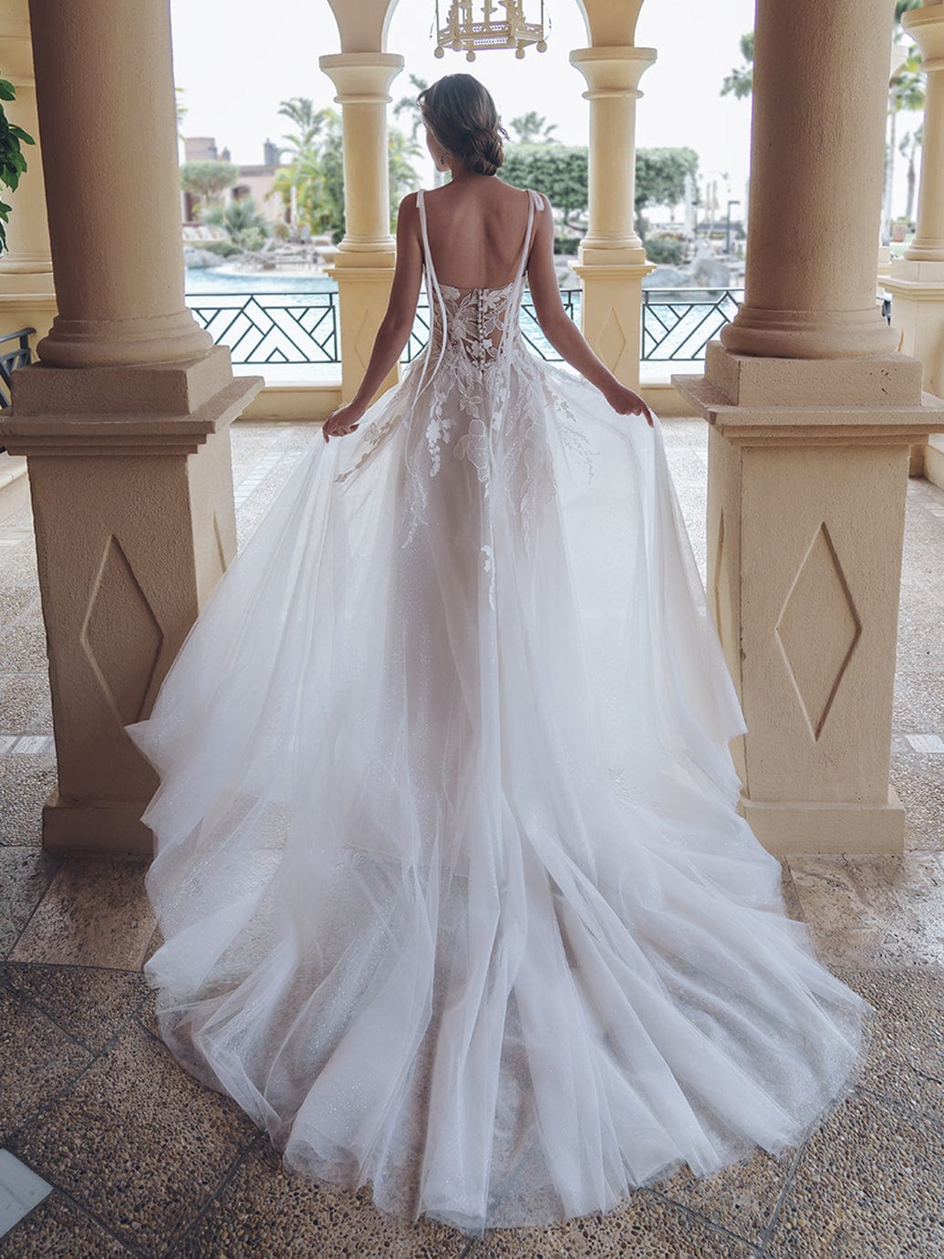 Blue by Enzoani Wedding Dress Blue by Enzoani: Solistice