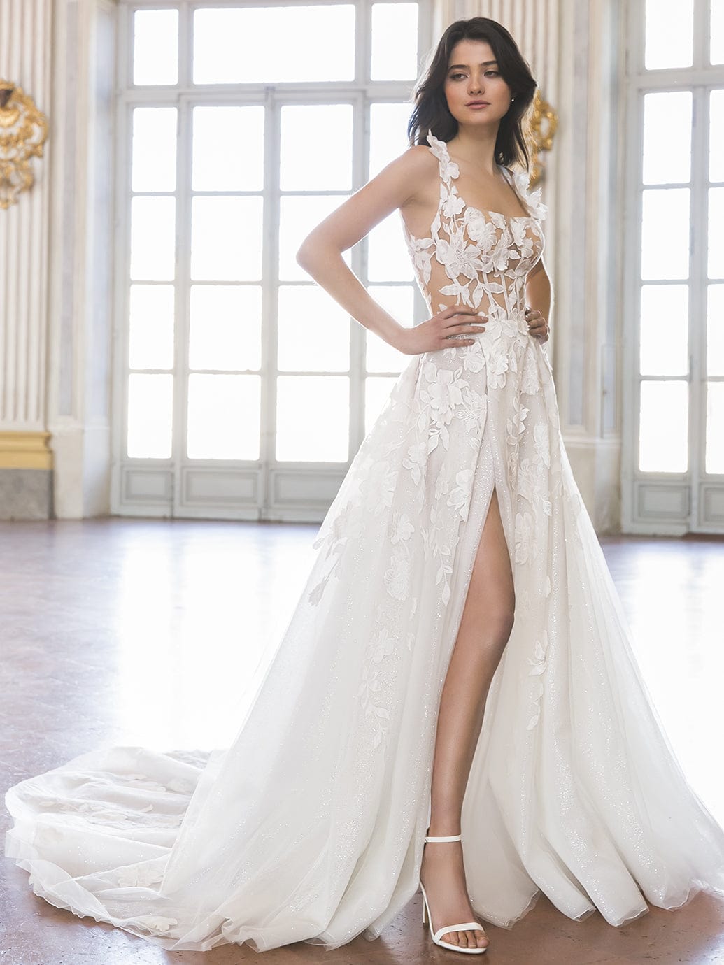 Blue by Enzoani Wedding Dress Enzoani: Taelyn