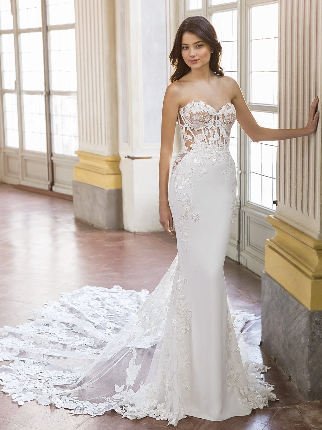 Blue by Enzoani Wedding Dress Enzoani: Tamara