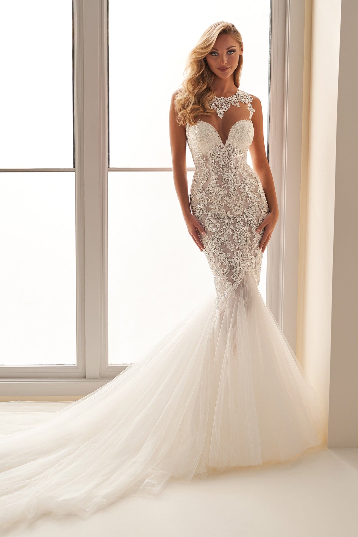 Enchanting Wedding Dress Enchanting: E2503