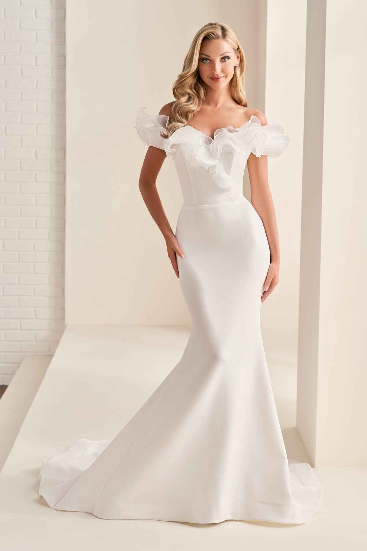 Enchanting Wedding Dress Enchanting: E2535