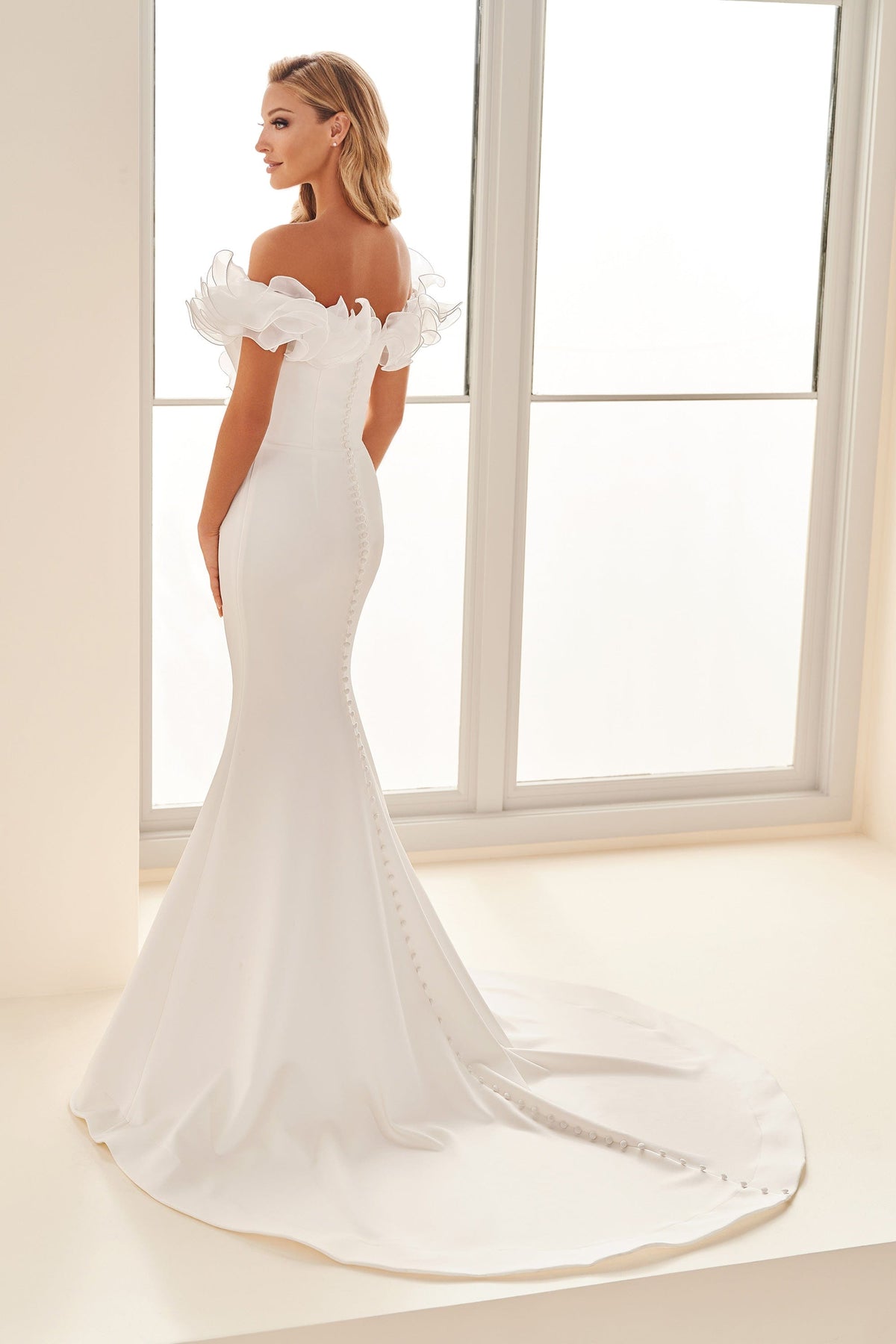 Enchanting Wedding Dress Enchanting: E2535
