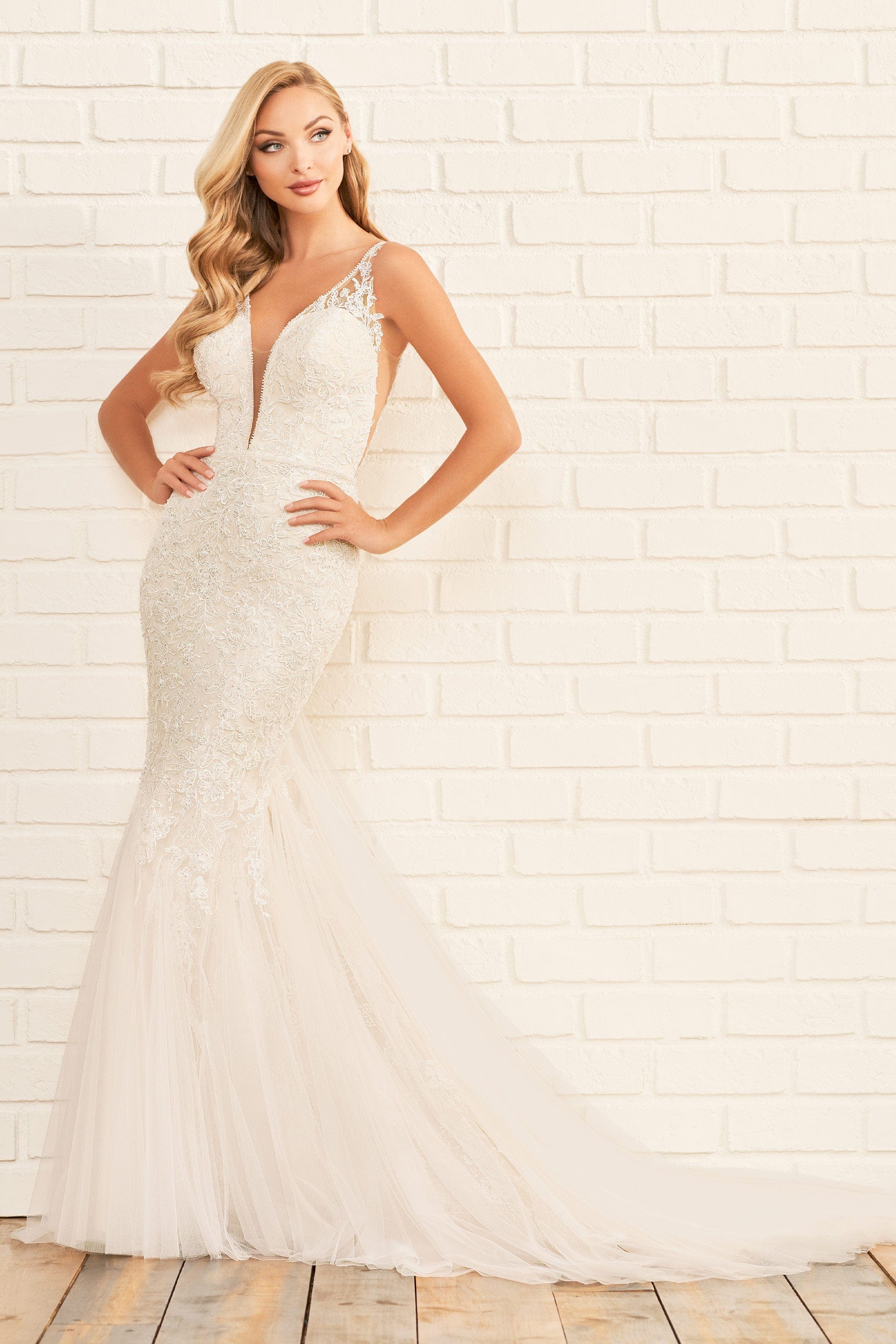 Enchanting Wedding Dress Enchanting: E528