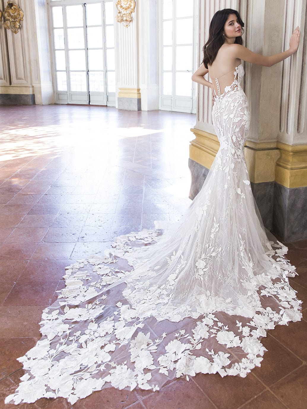 Enzoani Wedding Dress Enzoani: Tracie