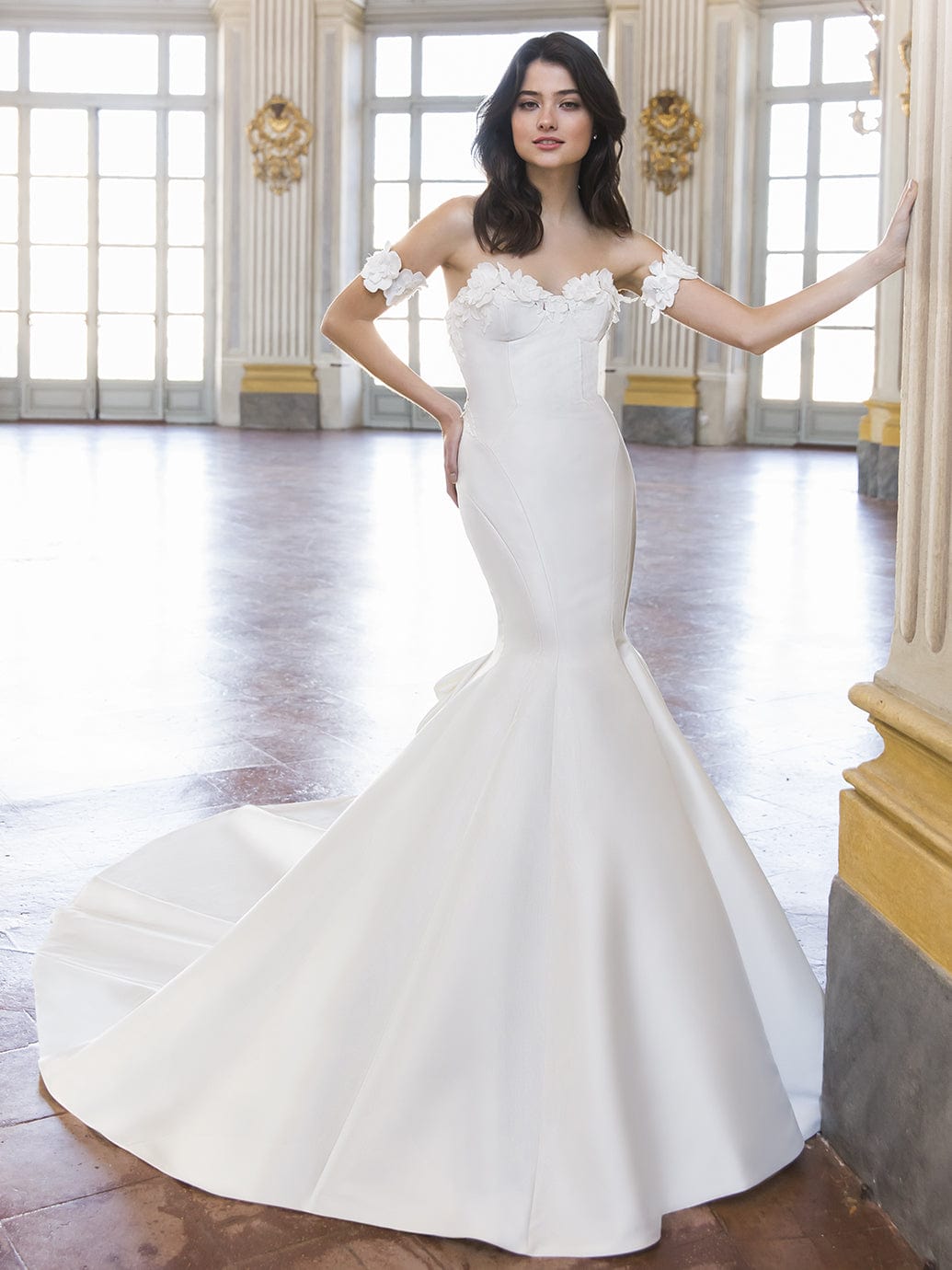 Enzoani Wedding Dress Enzoani: Trudy