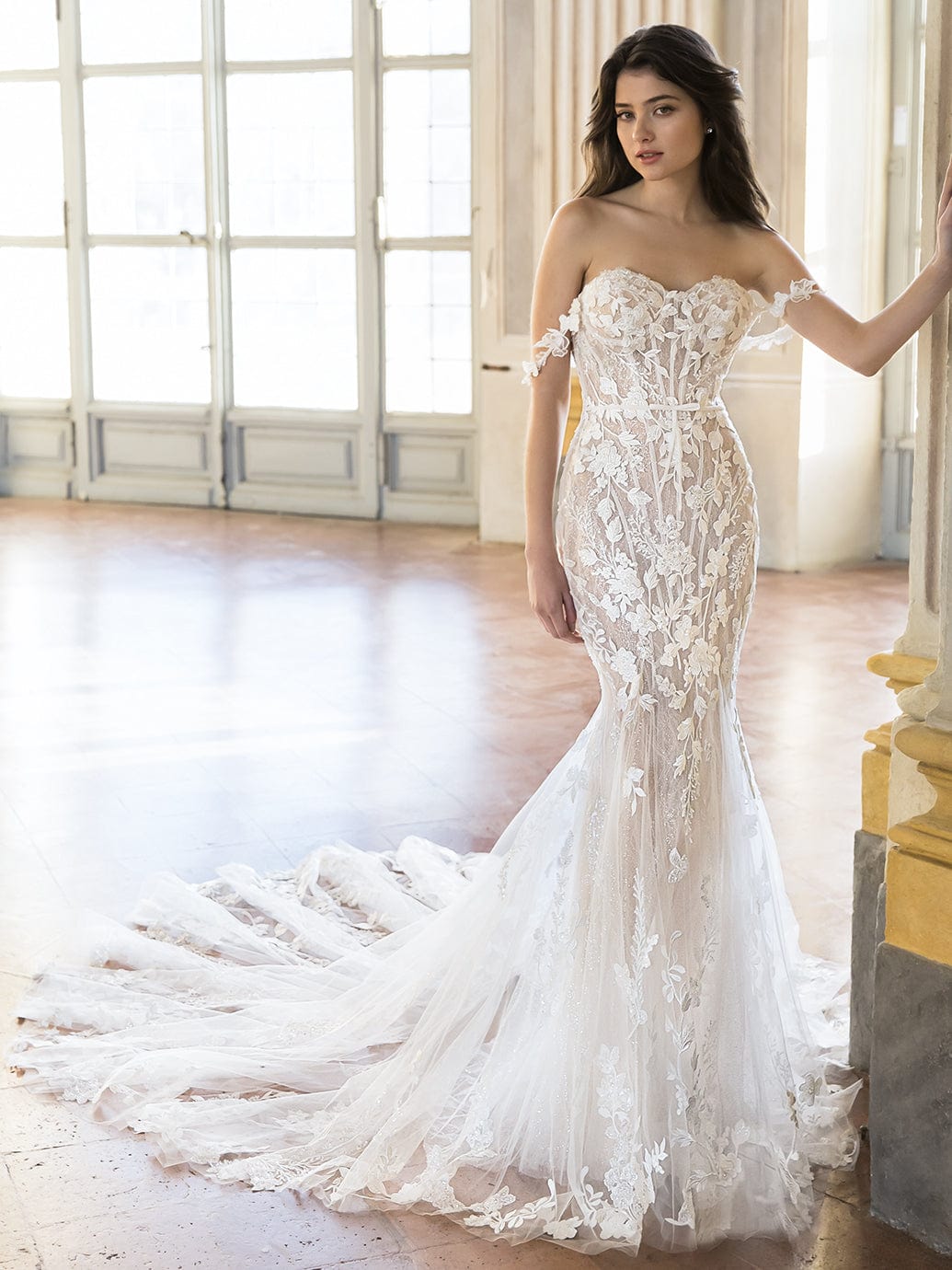 Enzoani Wedding Dress Enzoani: Tyra