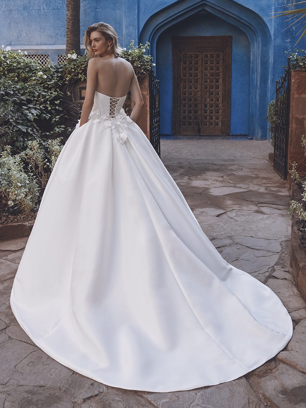 Enzoani Wedding Dress Enzoani: Umeko