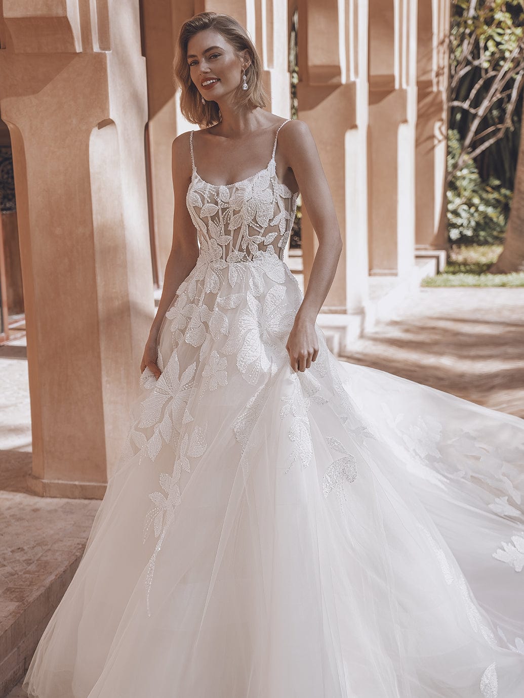 Enzoani Wedding Dress Enzoani: Umi