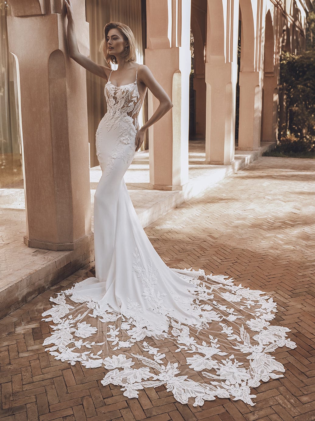 Enzoani Wedding Dress 0 / Ivory/Ivory Enzoani: Unique