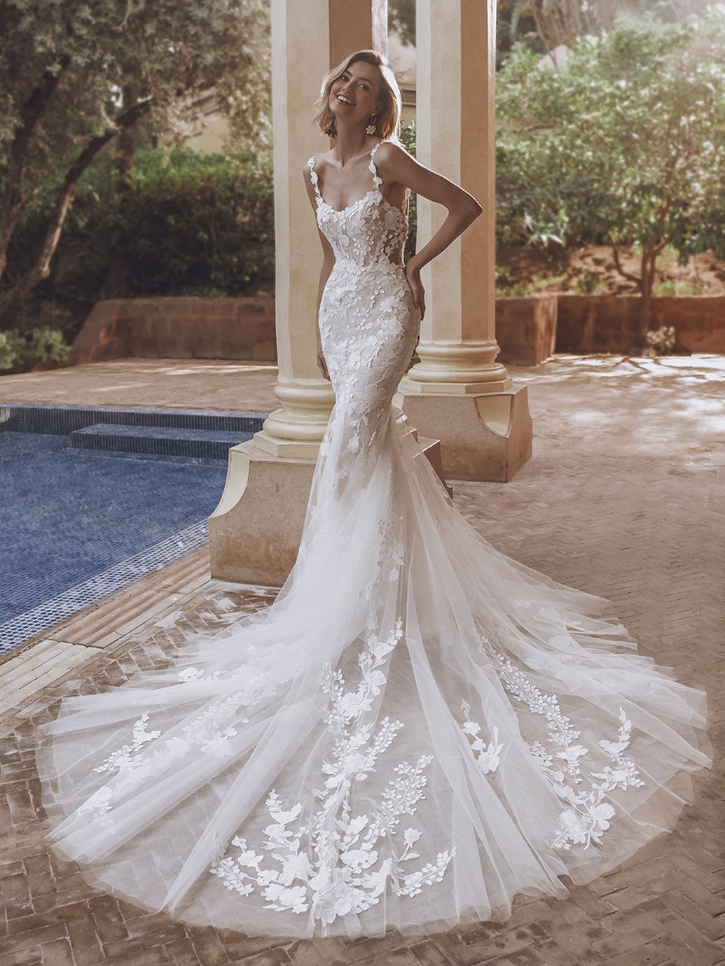 Enzoani Wedding Dress Enzoani: Urmila