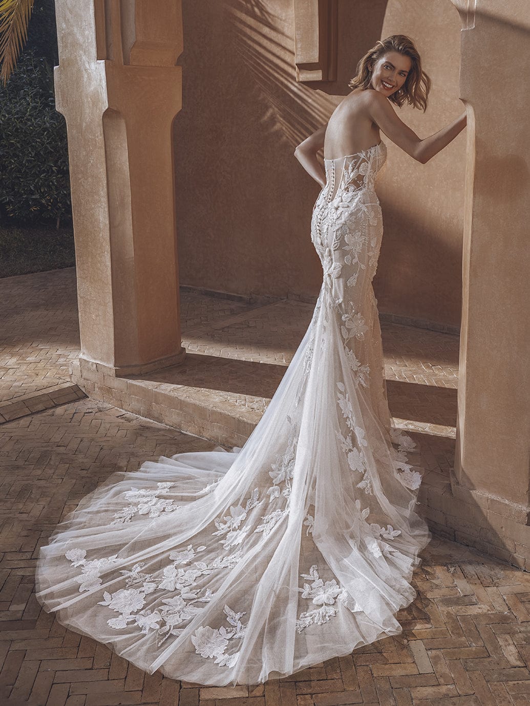 Enzoani Wedding Dress Enzoani: Ursa