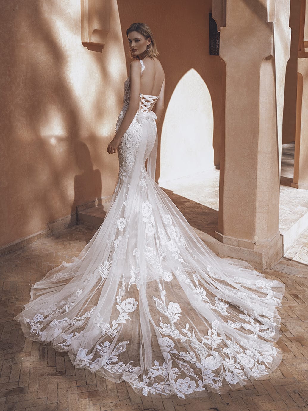 Enzoani Wedding Dress Enzoani: Ursuline