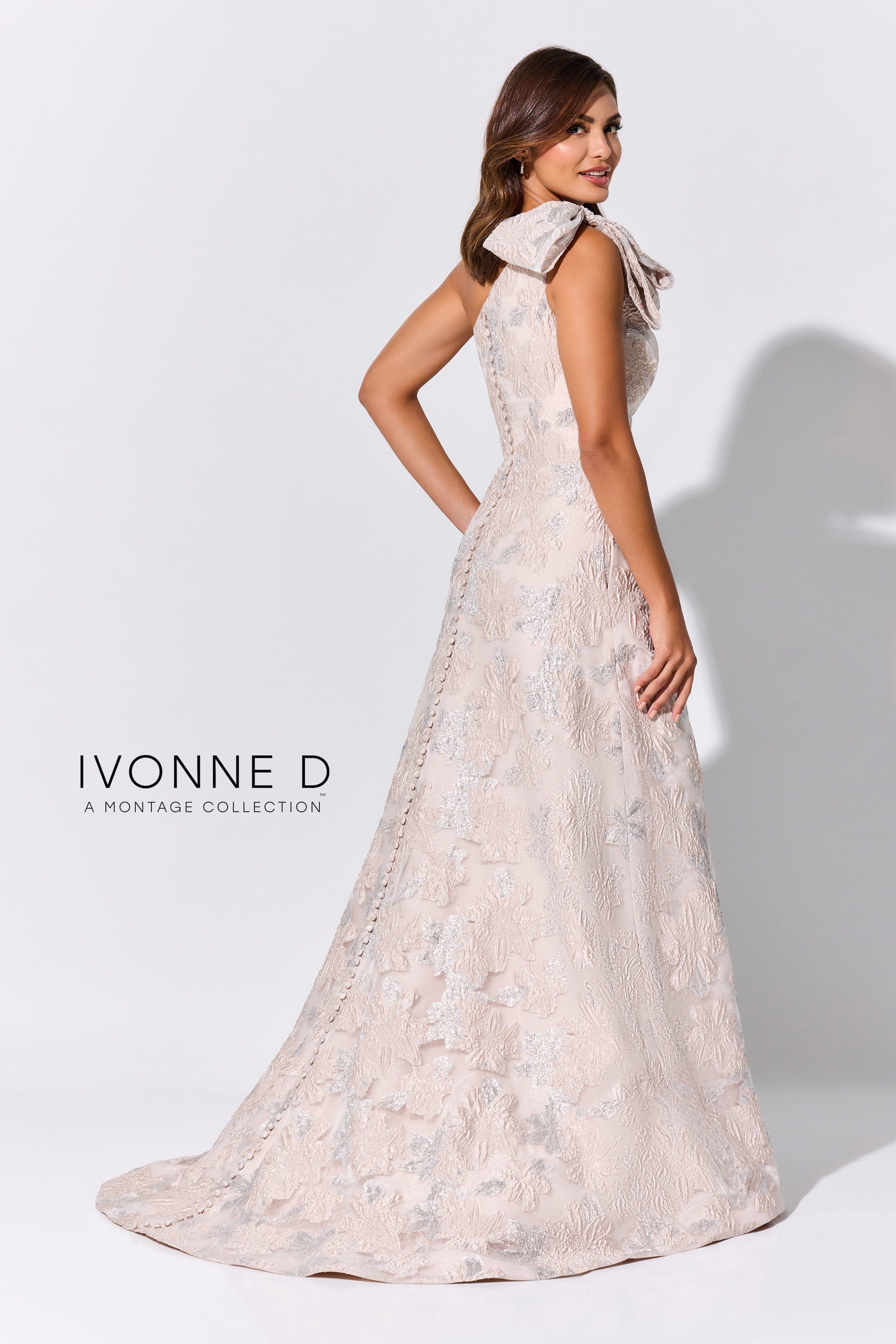 Ivonne D Mother of the Bride Ivonne D: ID326