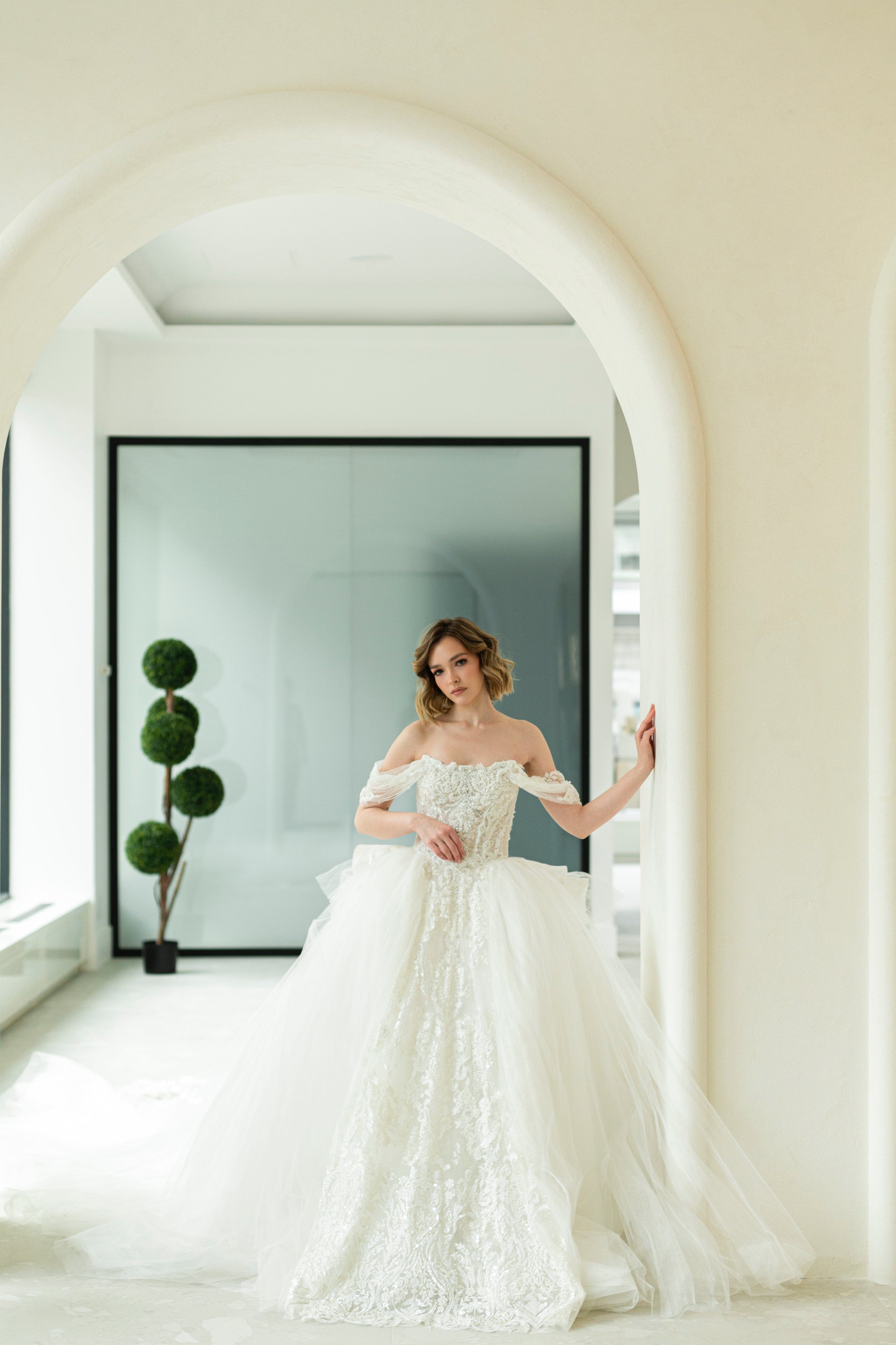 Magnolia Couture Wedding Dress Magnolia Couture: SYRINGA