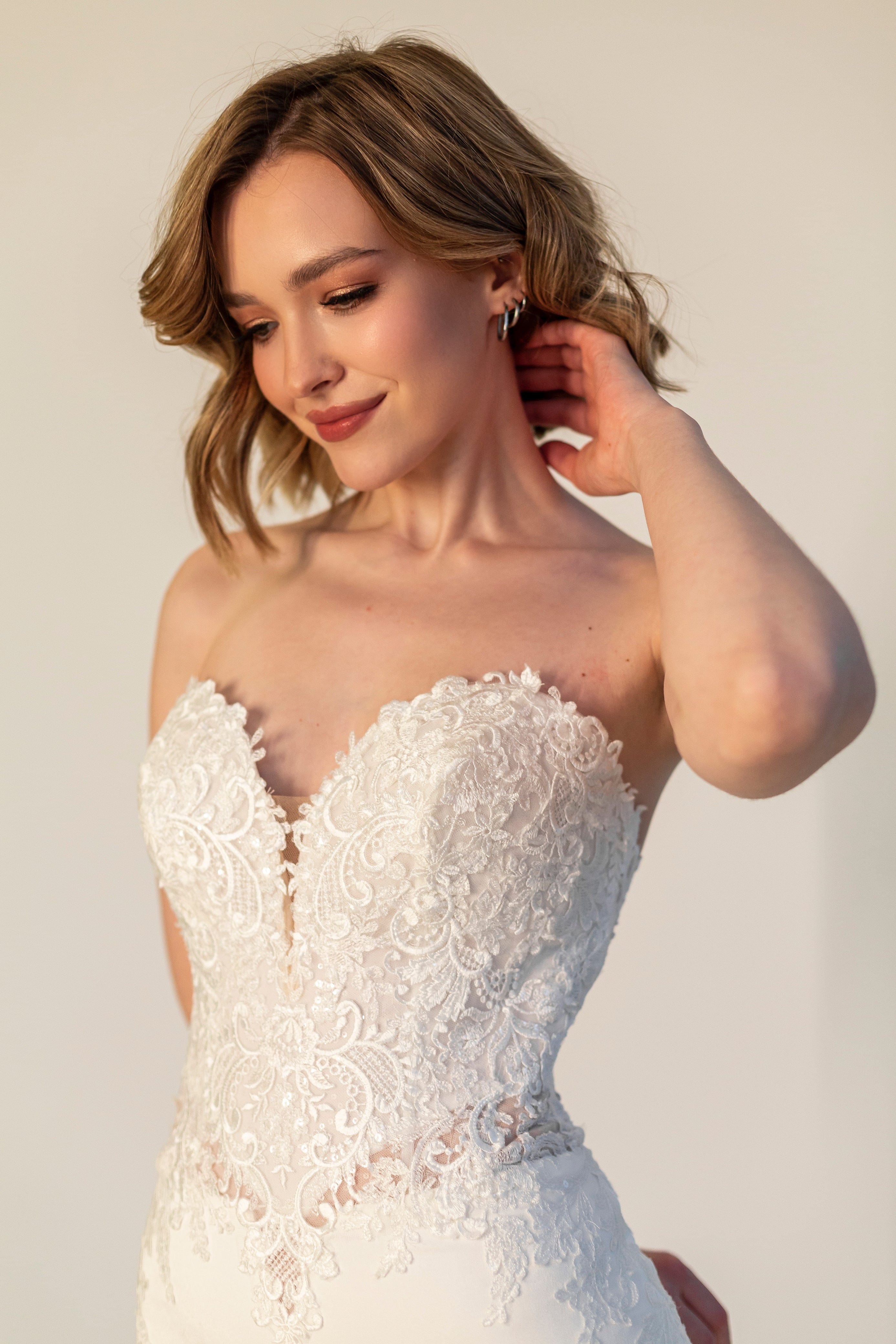 Magnolia Wedding Dress Magnolia: Torenia