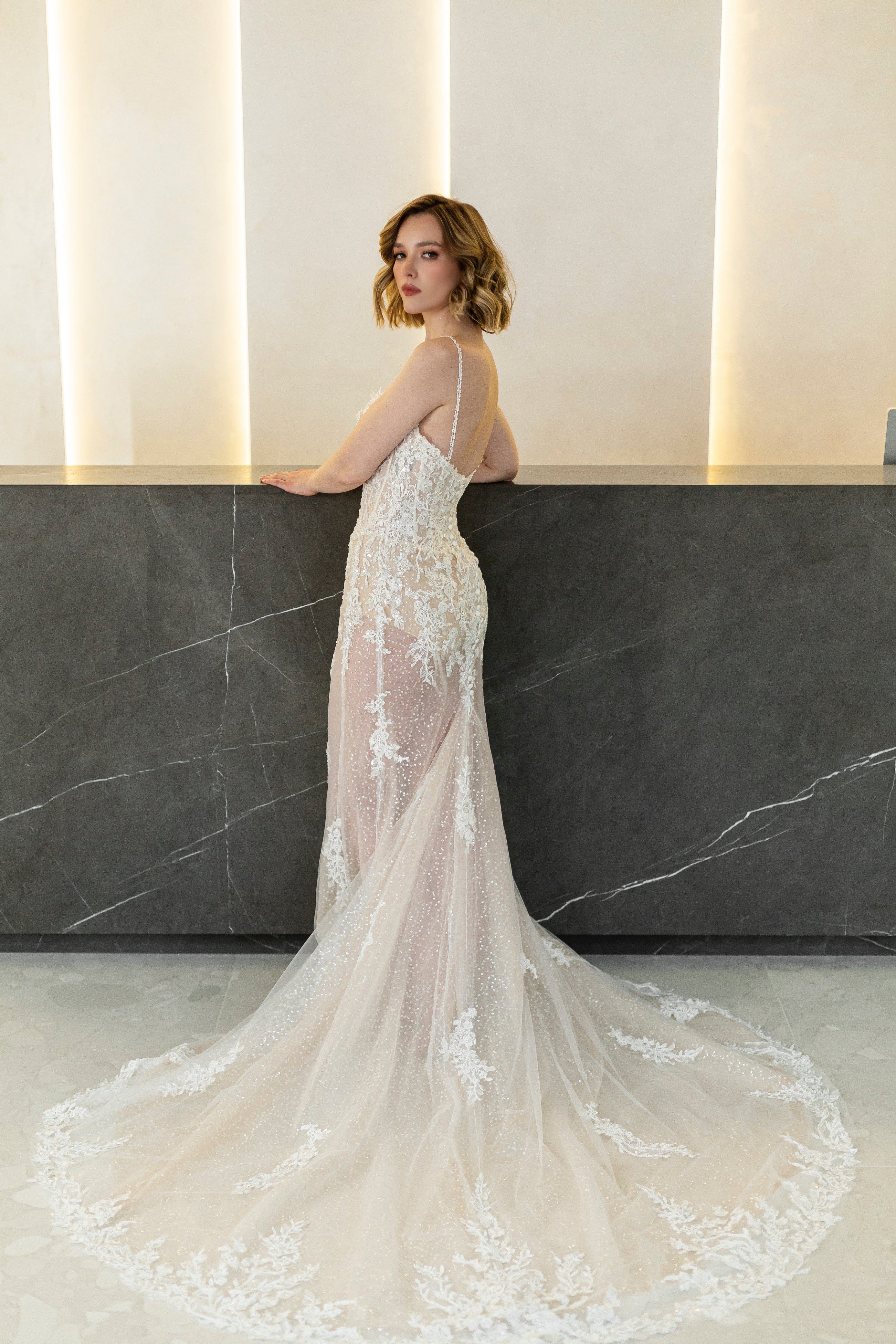 Magnolia Wedding Dress 6 / Ivory/Nude Magnolia: Triteleia (Clearance)