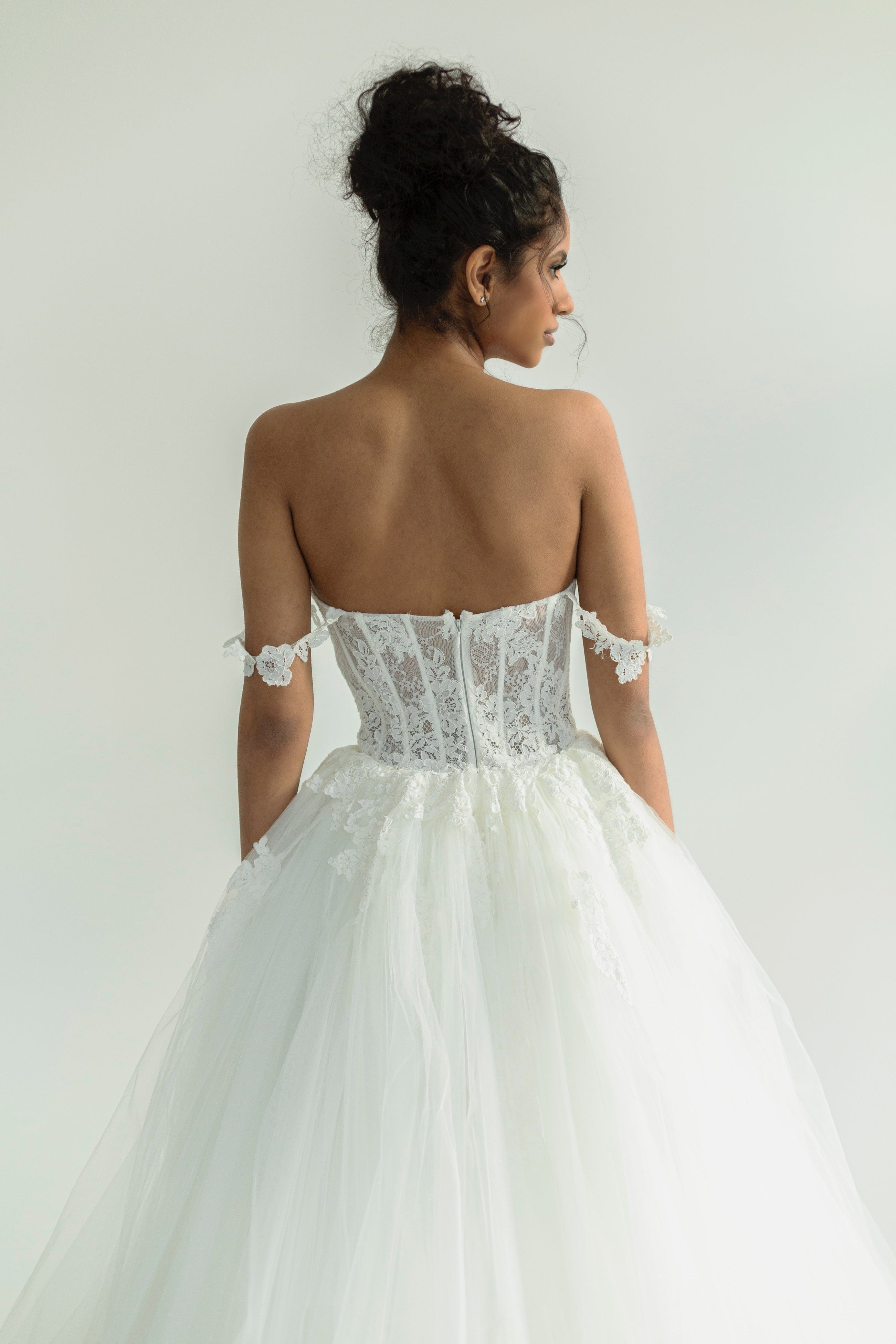 Magnolia Wedding Dress Magnolia: Trollius
