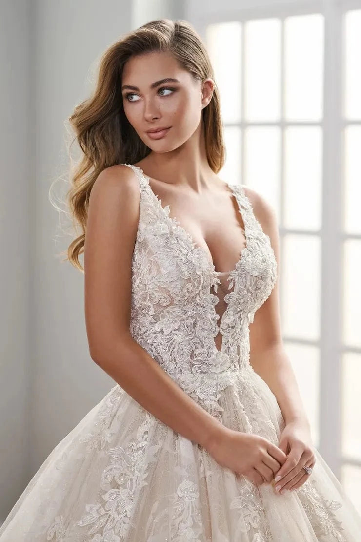 Martin Thornburg Wedding Dress Martin Thornburg: MT1400 - Aura