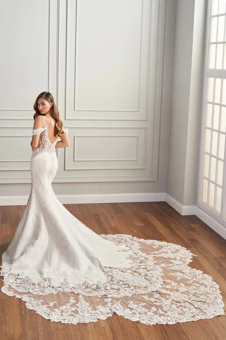 Martin Thornburg Wedding Dress Martin Thornburg: MT1402 - Skylar