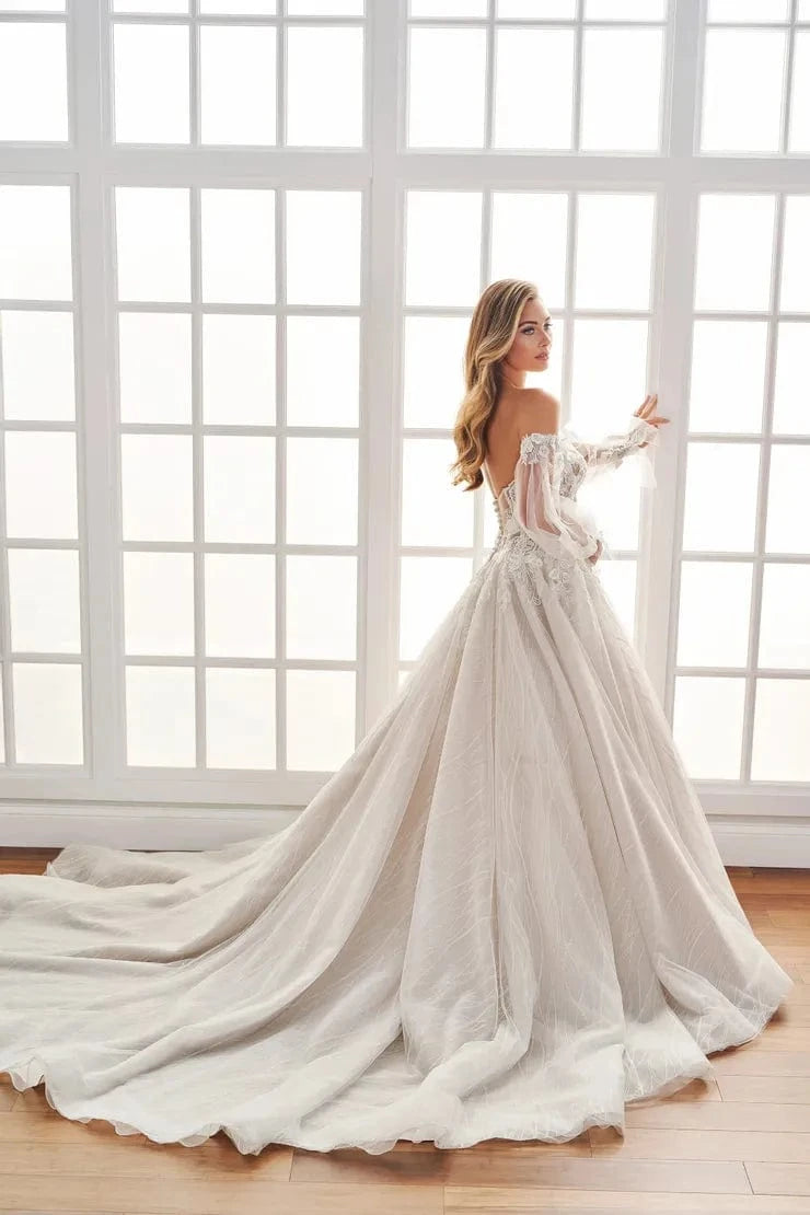Martin Thornburg Wedding Dress Martin Thornburg: MT1410 - Gwendolyn