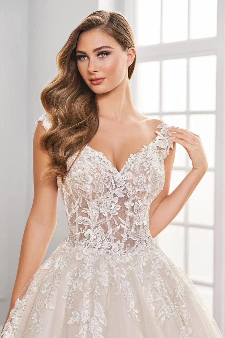 Martin Thornburg Wedding Dress Martin Thornburg: MT1431 - Adona