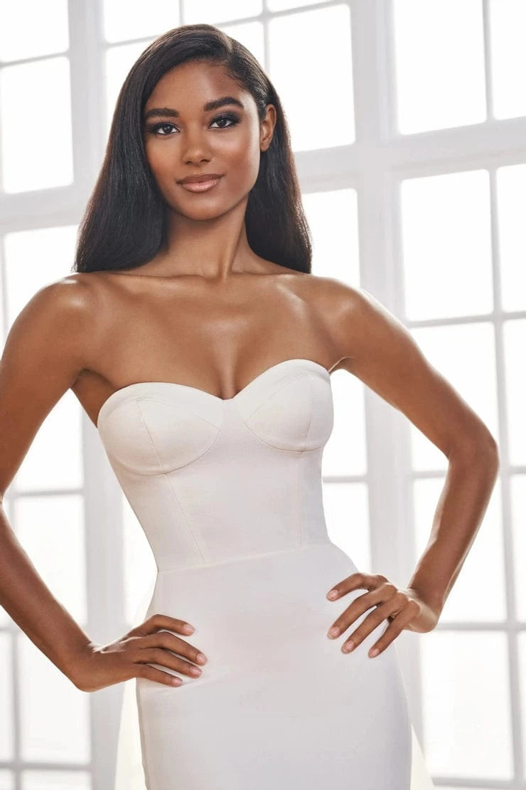 Martin Thornburg Wedding Dress Martin Thornburg: MT1432 - Carissa