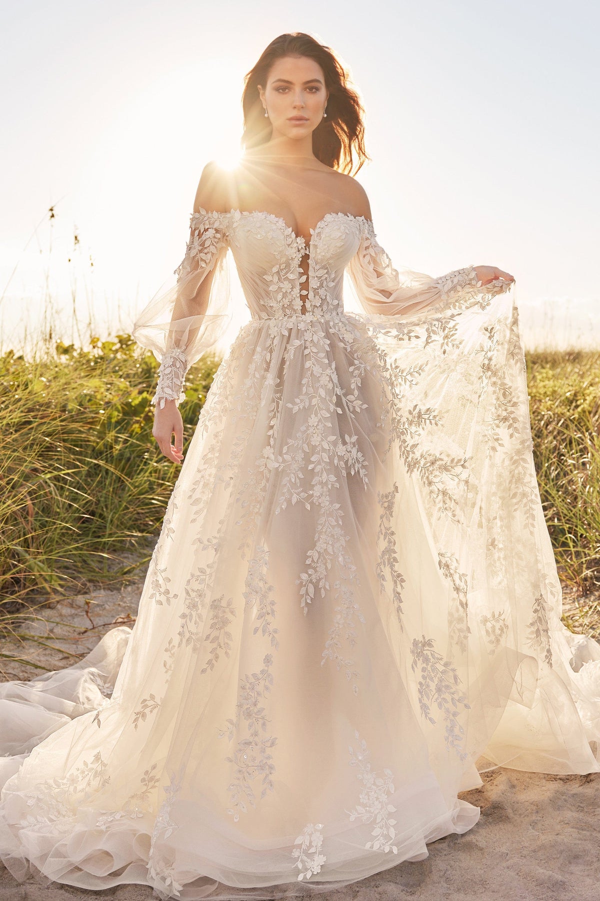 Martin Thornburg Wedding Dress 0 / Ivory Martin Thornburg: MT3203 - Fleur