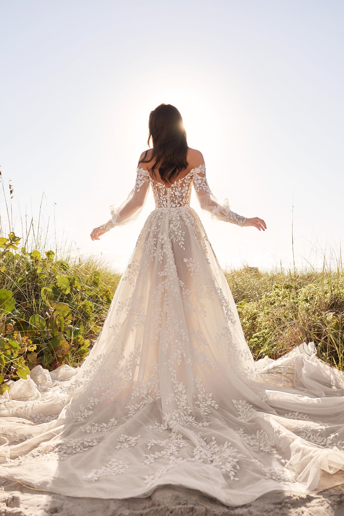 Martin Thornburg Wedding Dress Martin Thornburg: MT3203 - Fleur