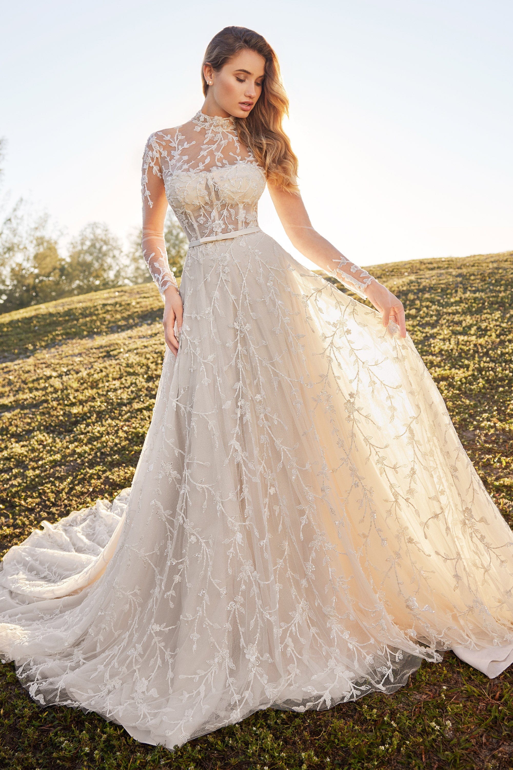 Martin Thornburg Wedding Dress 0 / Ivory Martin Thornburg: MT3204 - Arden
