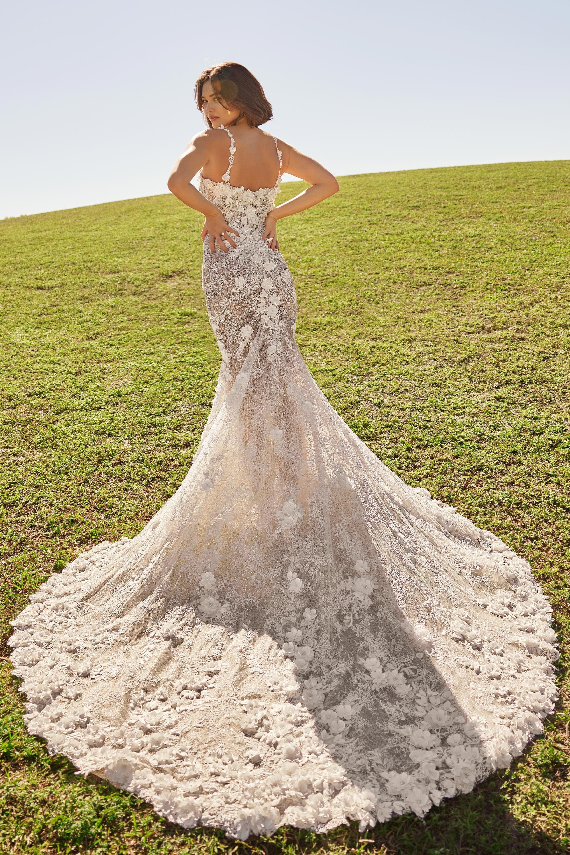 Martin Thornburg Wedding Dress Martin Thornburg: MT3206 - Nemy