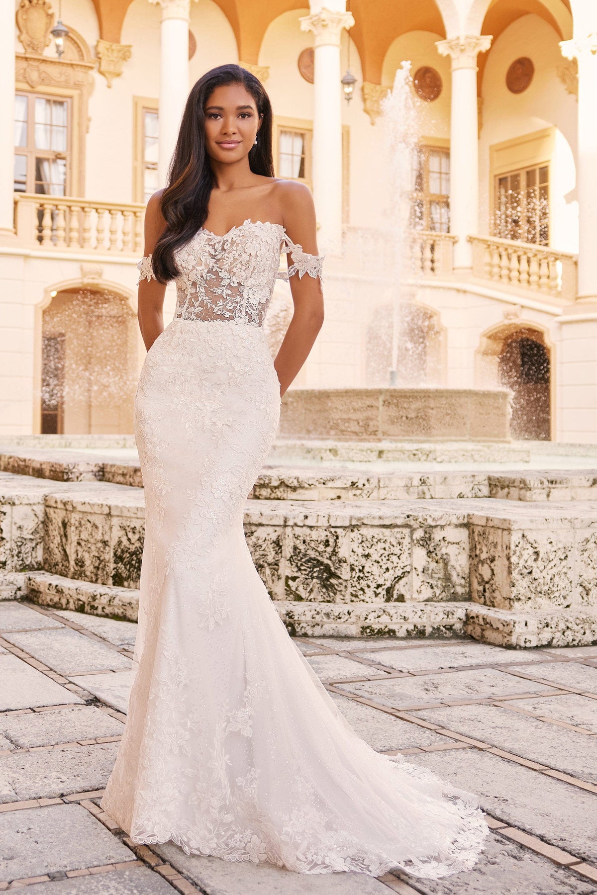 Martin Thornburg Wedding Dress Martin Thornburg: MT3236 - Layne