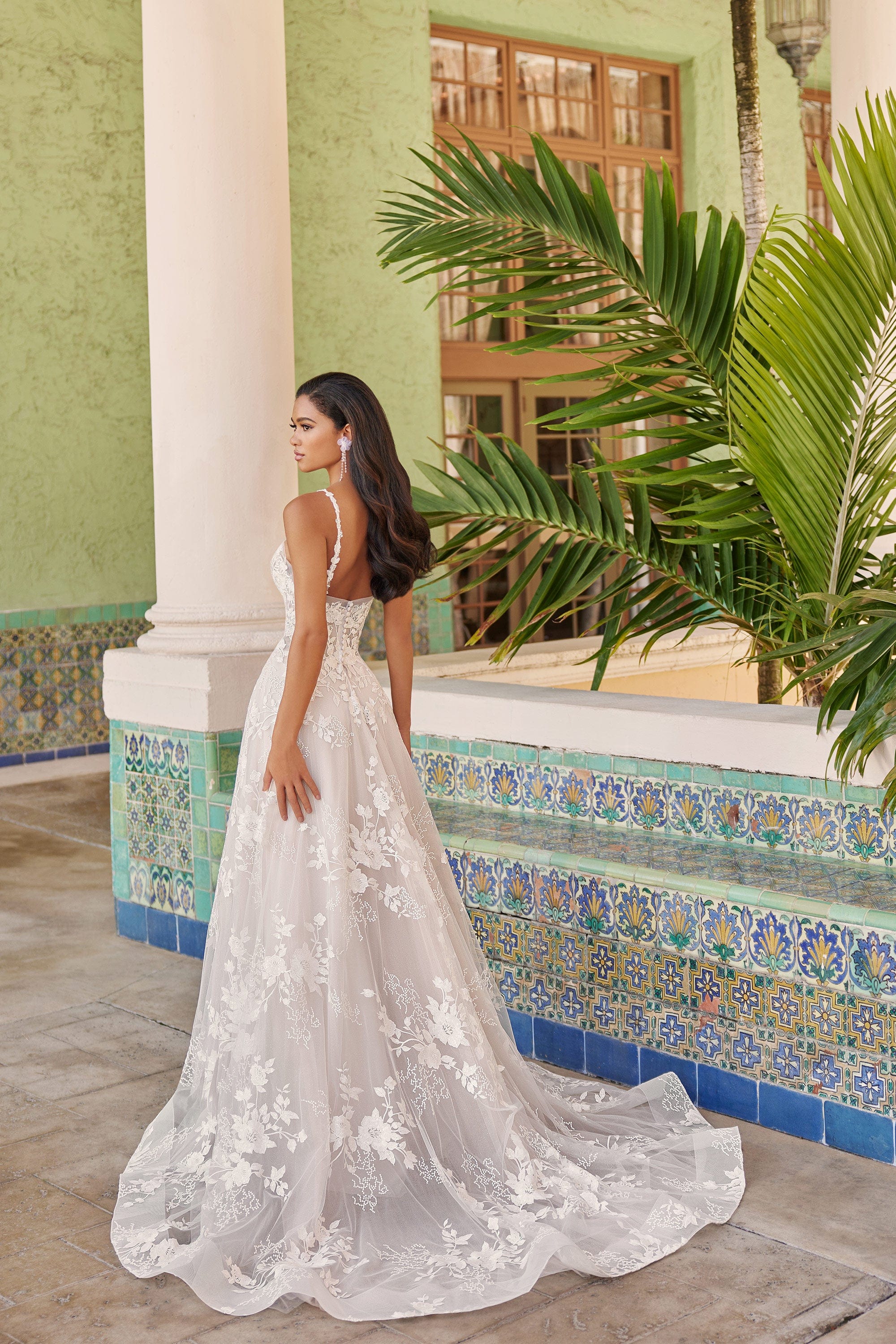 Martin Thornburg Wedding Dress Martin Thornburg: MT3237 - Fallon