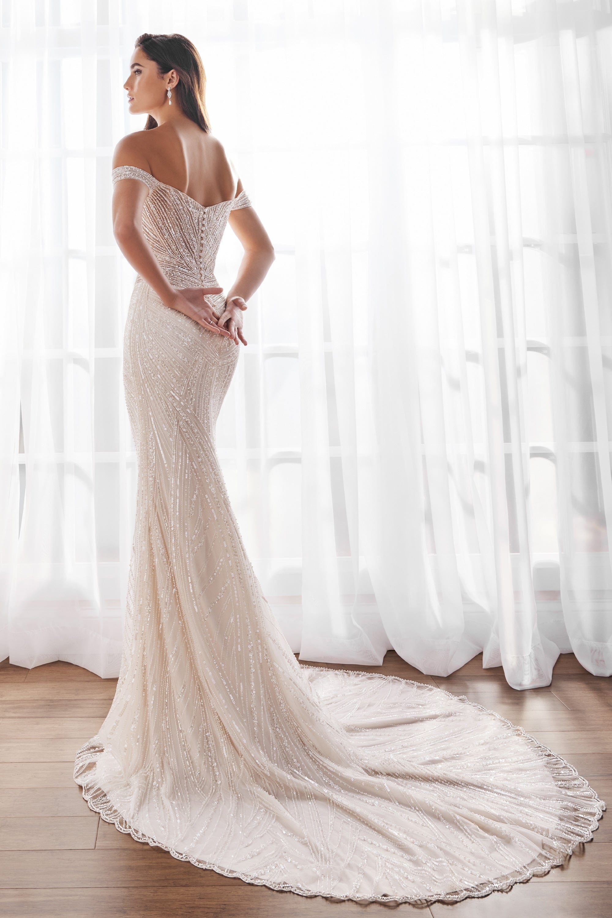 Martin Thornburg Wedding Dress Martin Thornburg: MT5107 - Jaelyn