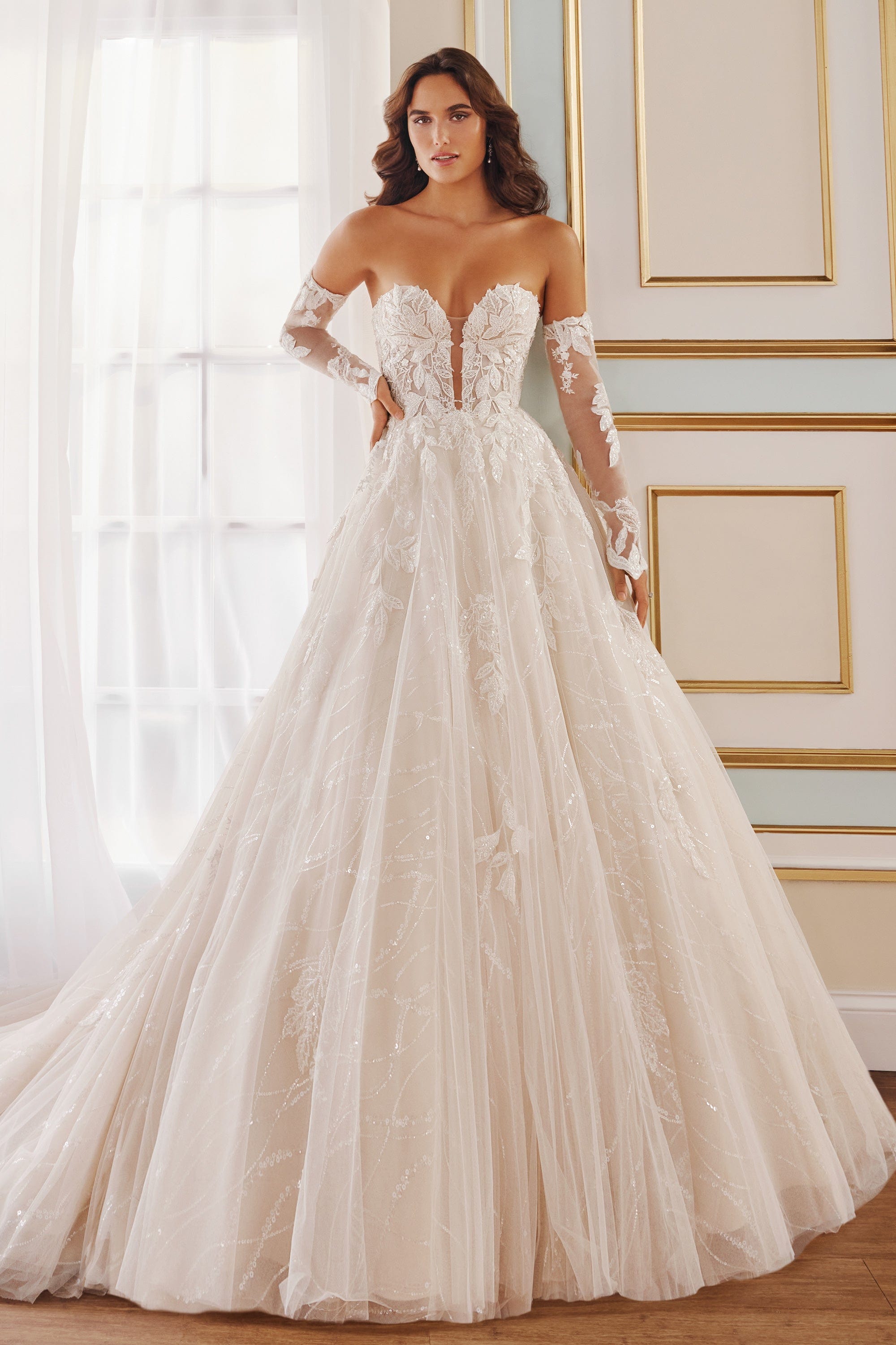 Martin Thornburg Wedding Dress 0 / Ivory/Almond Martin Thornburg: MT5110 - Aamira