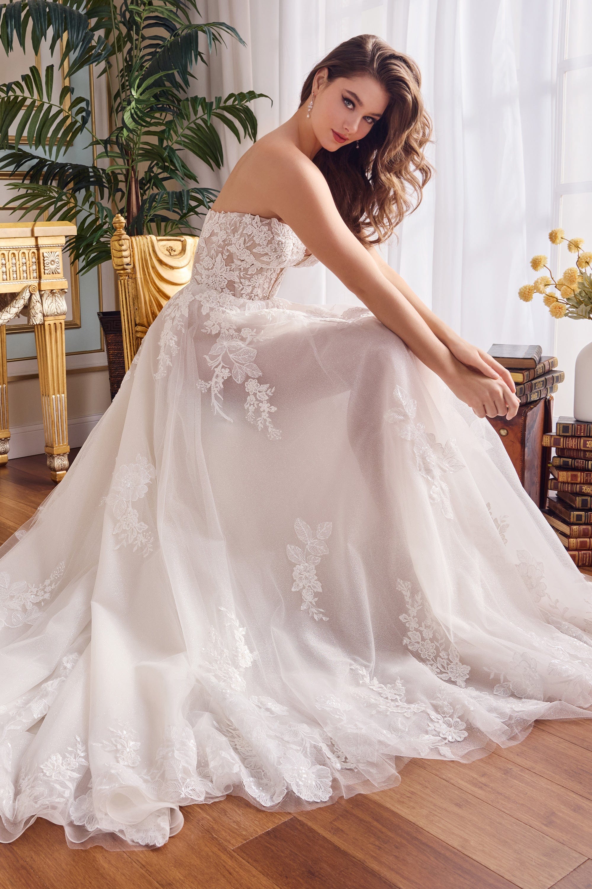 Martin Thornburg Wedding Dress Martin Thornburg: MT5111 - Mandolin