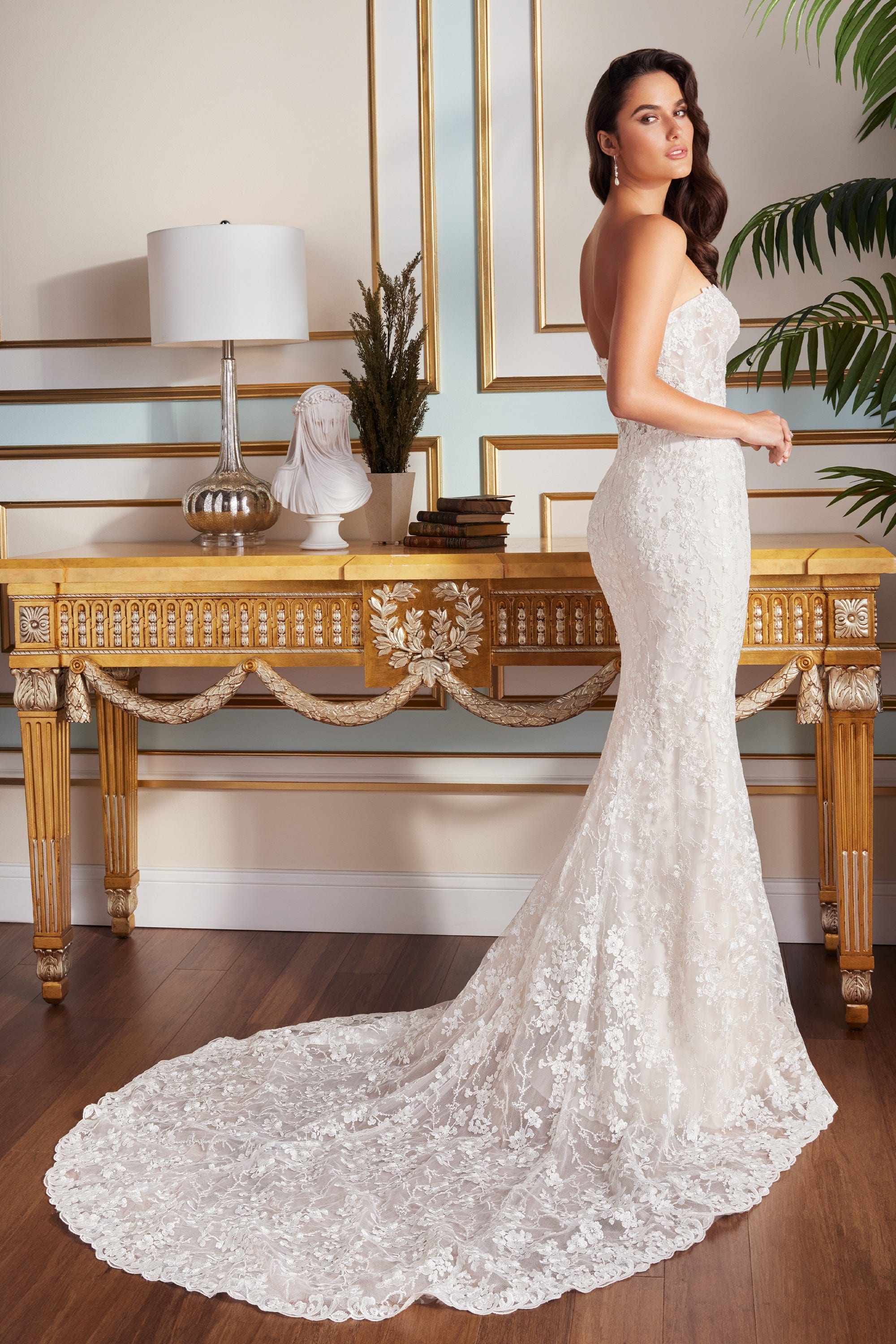 Martin Thornburg Wedding Dress Martin Thornburg: MT5115 - Belah