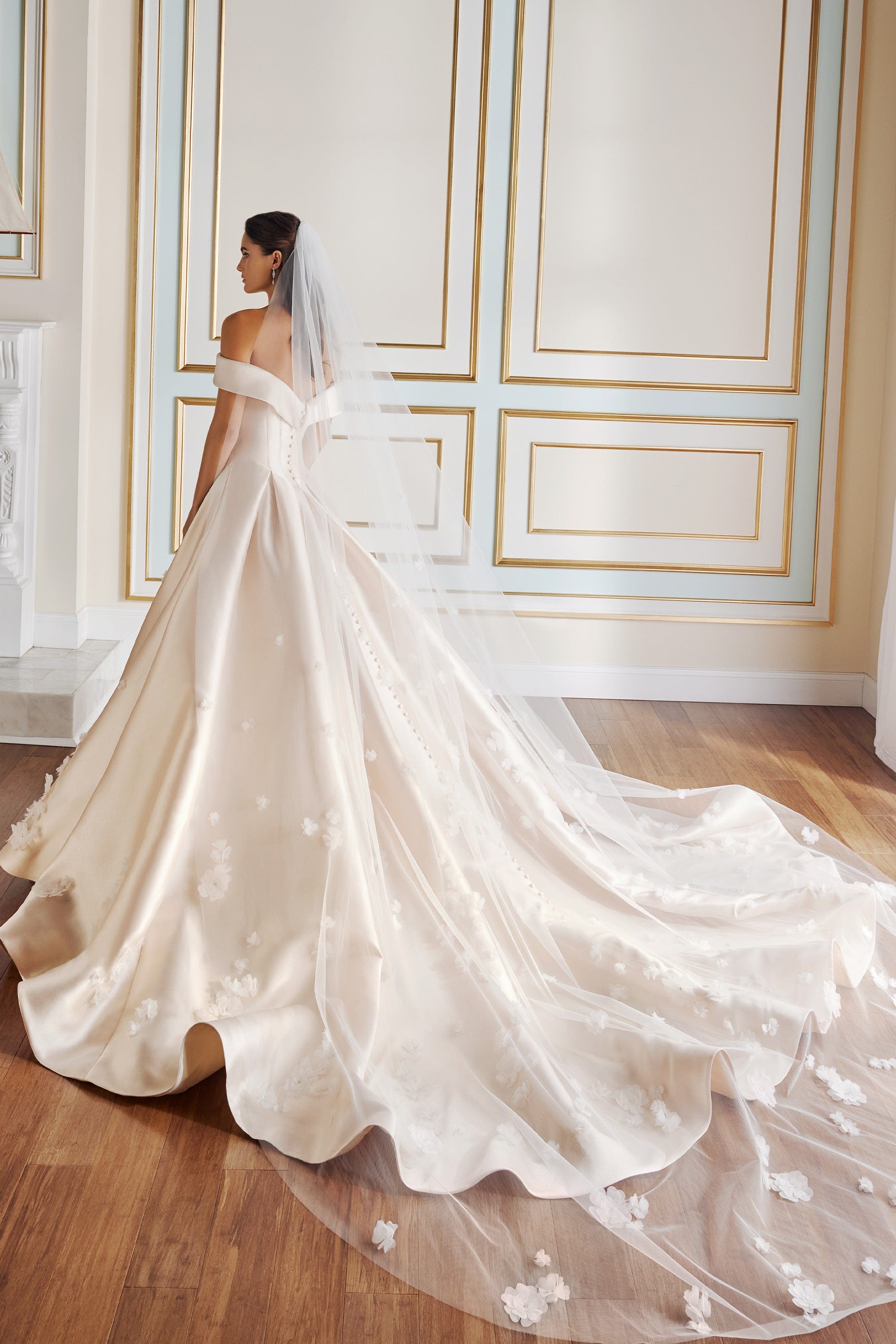 Martin Thornburg Wedding Dress Martin Thornburg: MT5116 - Lysa