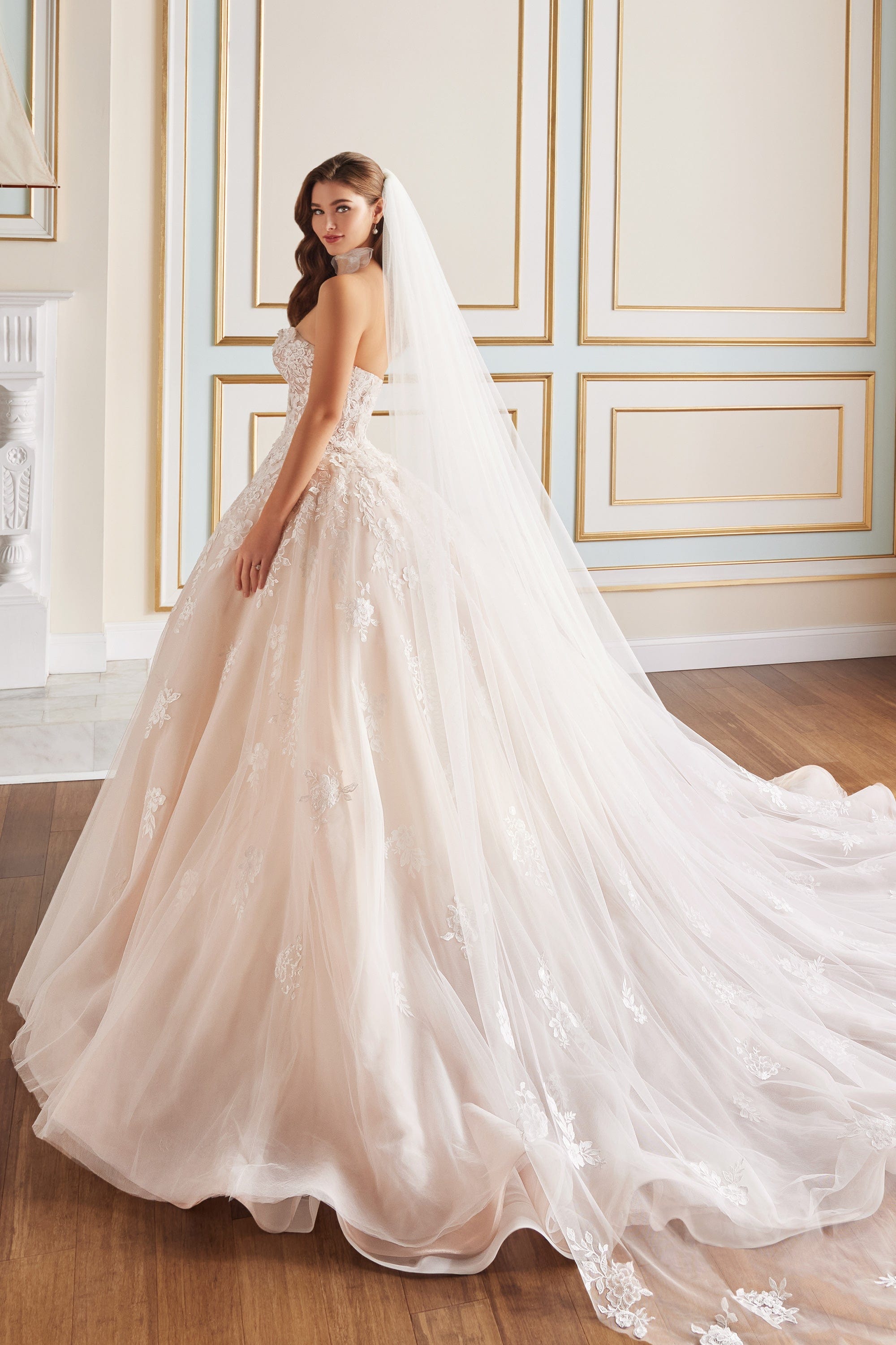 Martin Thornburg Wedding Dress Martin Thornburg: MT5121 - Cavalli