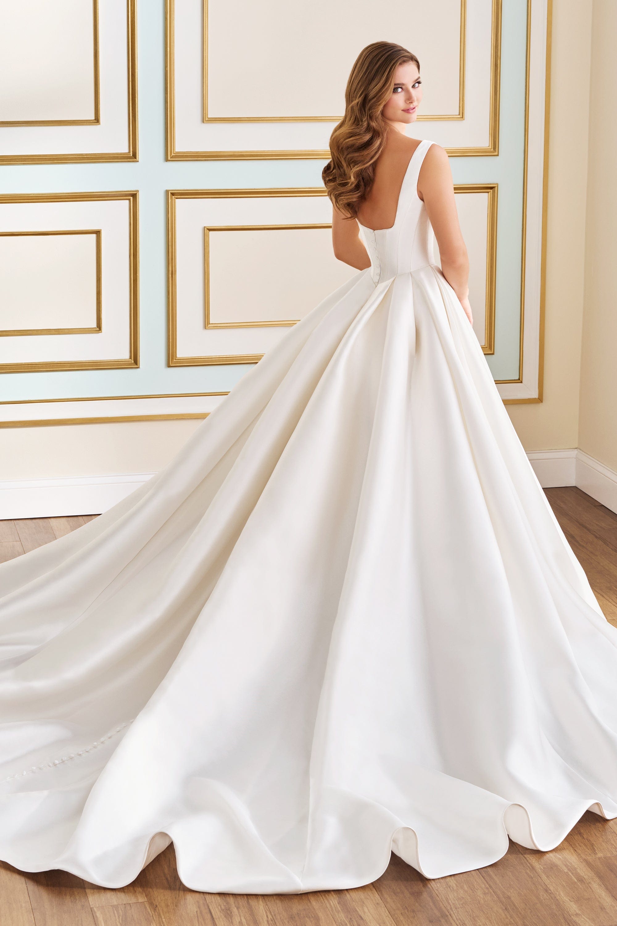 Martin Thornburg Wedding Dress Martin Thornburg: MT9106MKD - Camellia