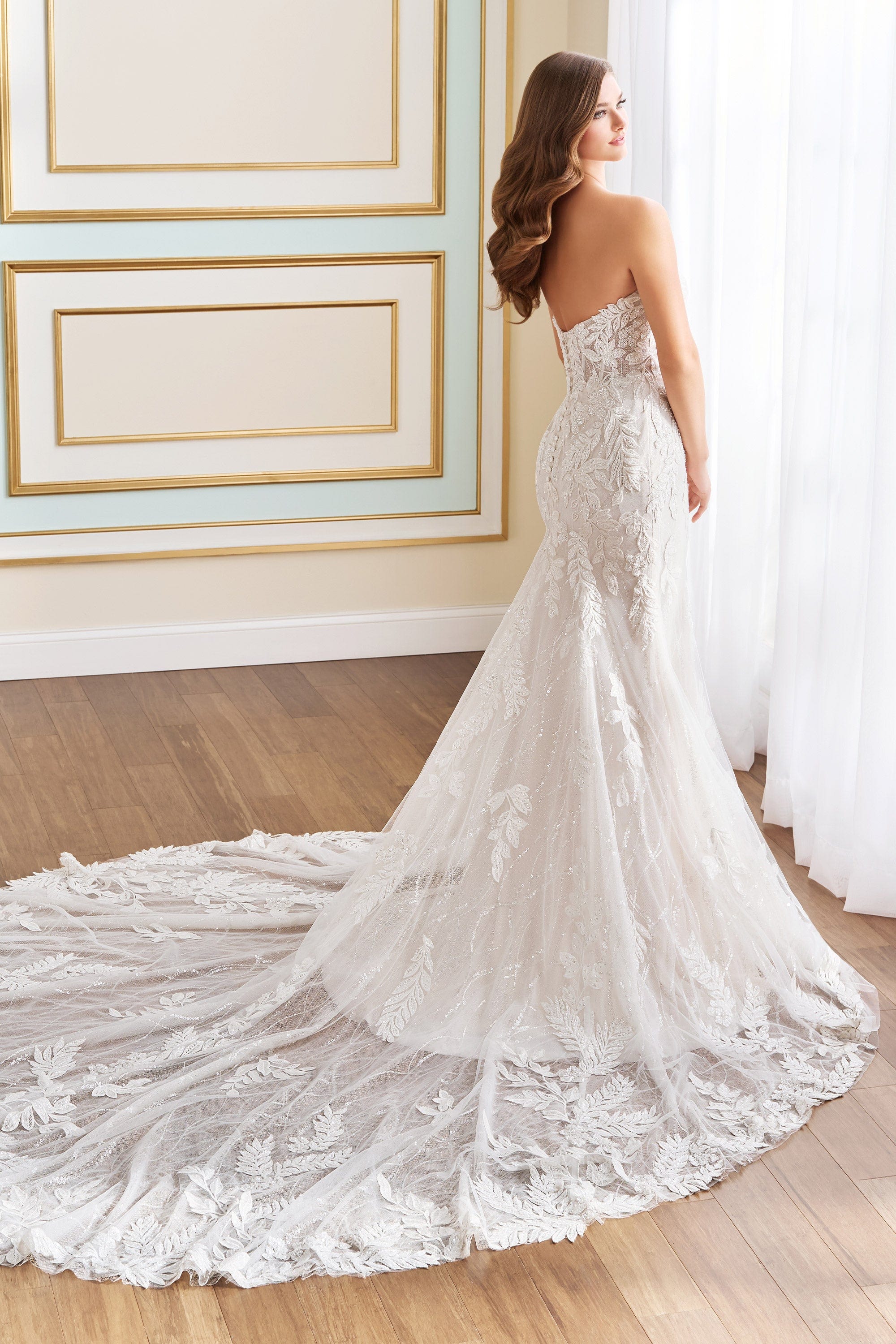 Martin Thornburg Wedding Dress Martin Thornburg: MT9110 - Daffodil