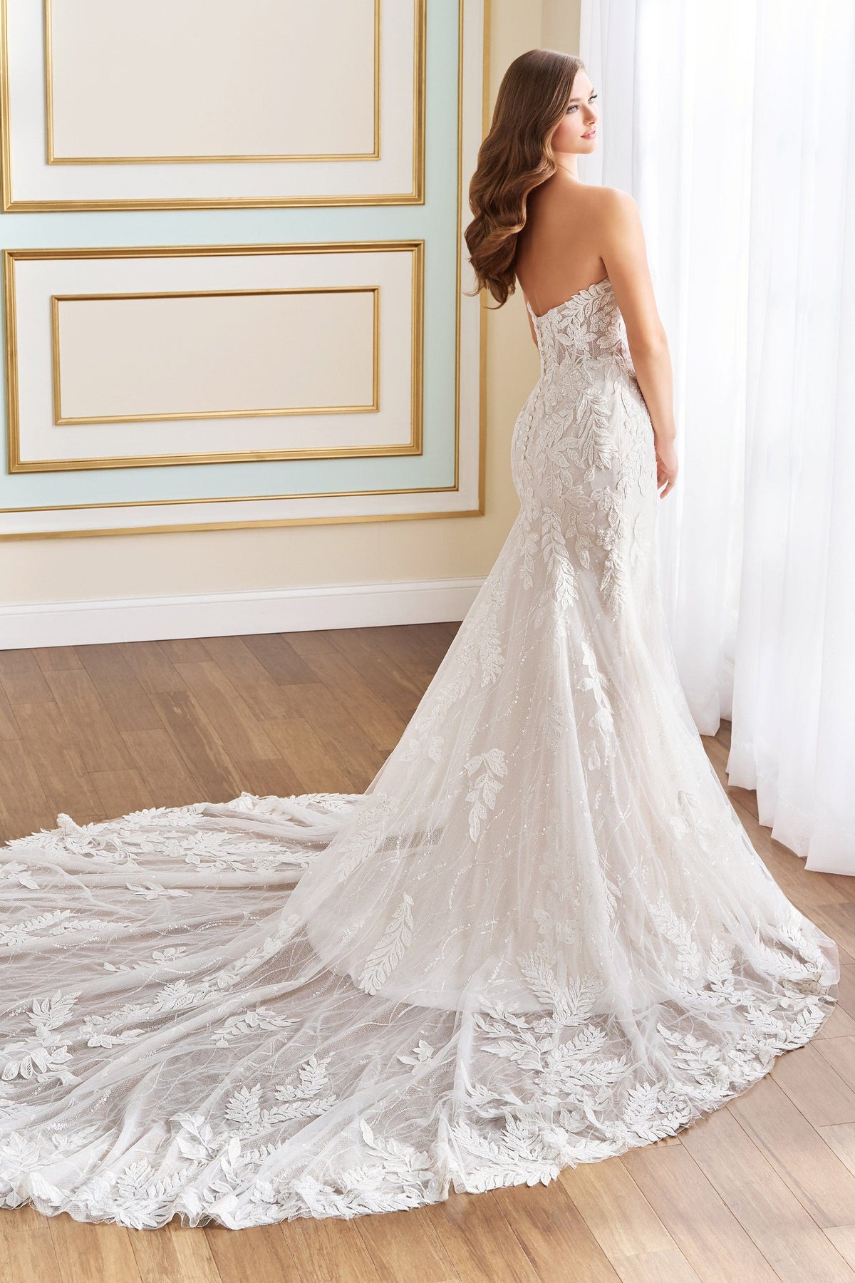 Martin Thornburg Wedding Dress Martin Thornburg: MT9110 - Daffodil