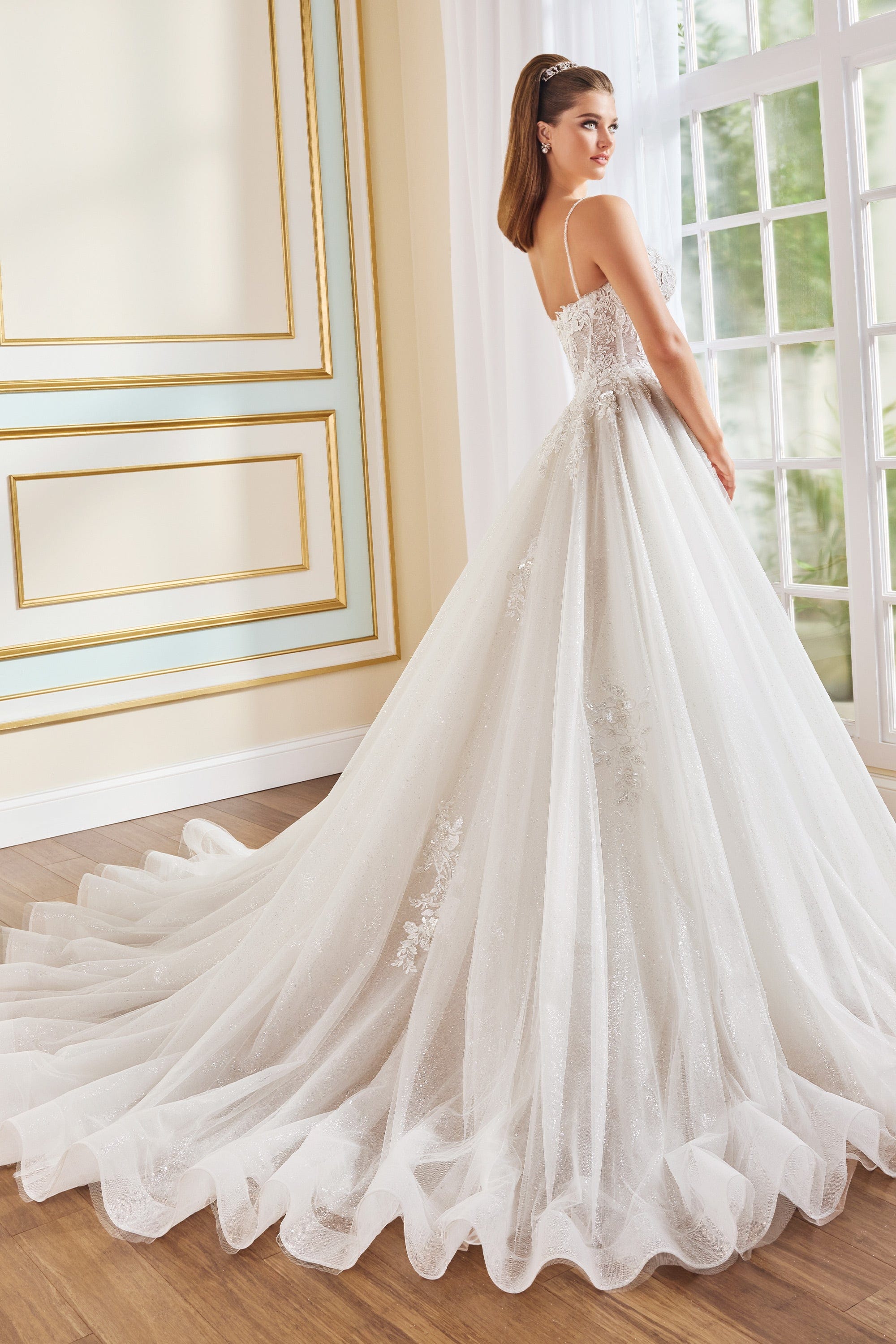 Martin Thornburg Wedding Dress Martin Thornburg: MT9111 - Peony