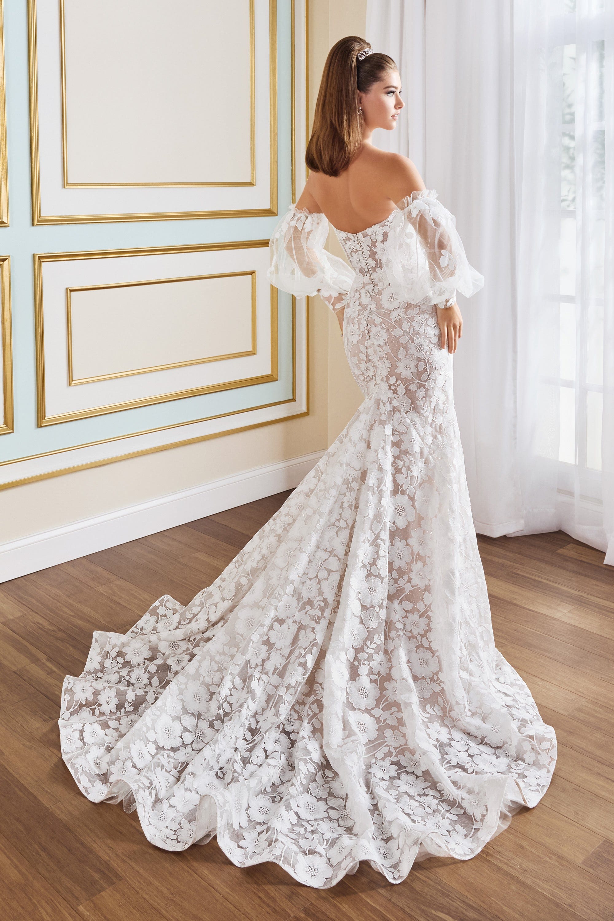 Martin Thornburg Wedding Dress Martin Thornburg: MT9115 - Sunflower