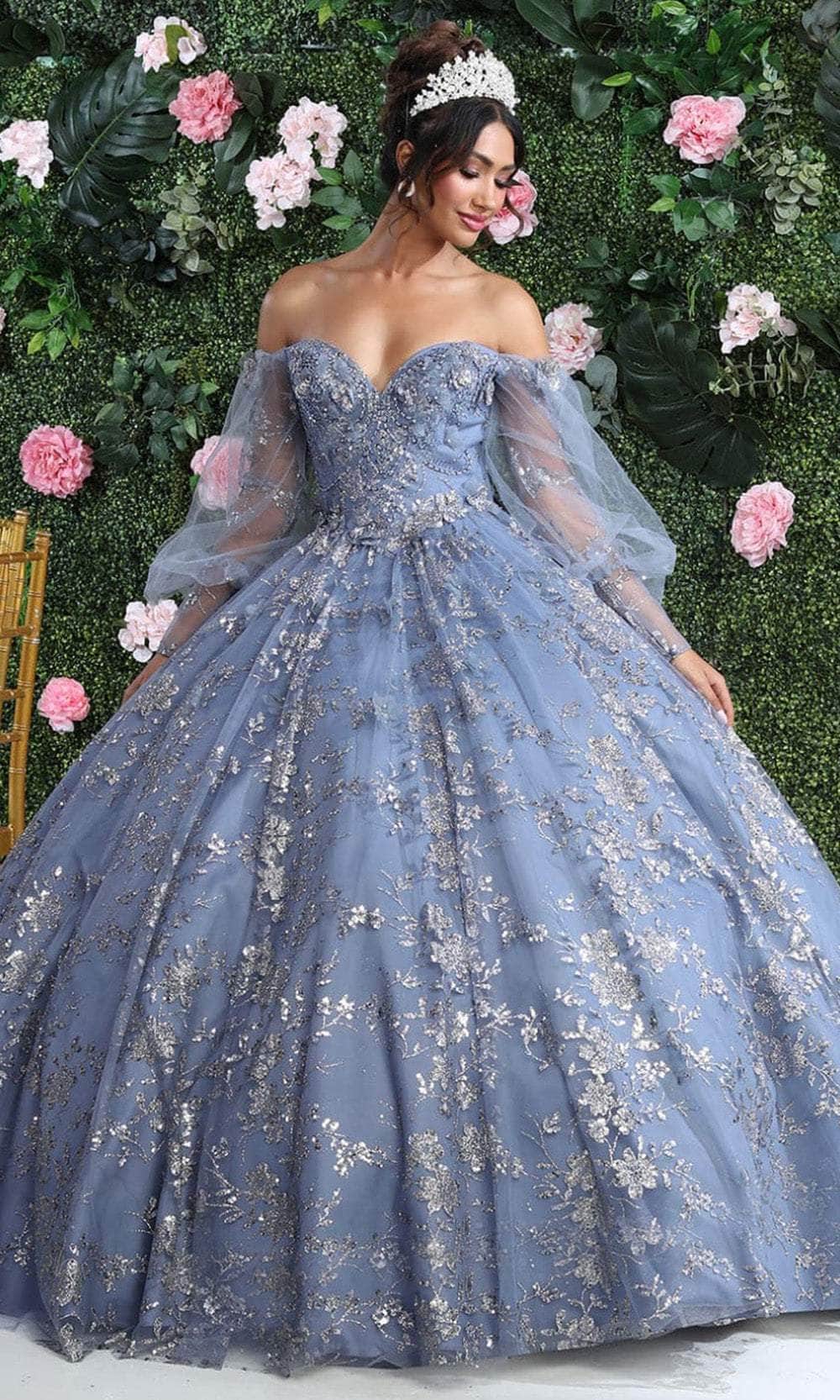 May Queen Quinceanera 4 / Dusty Blue May Queen: LK206